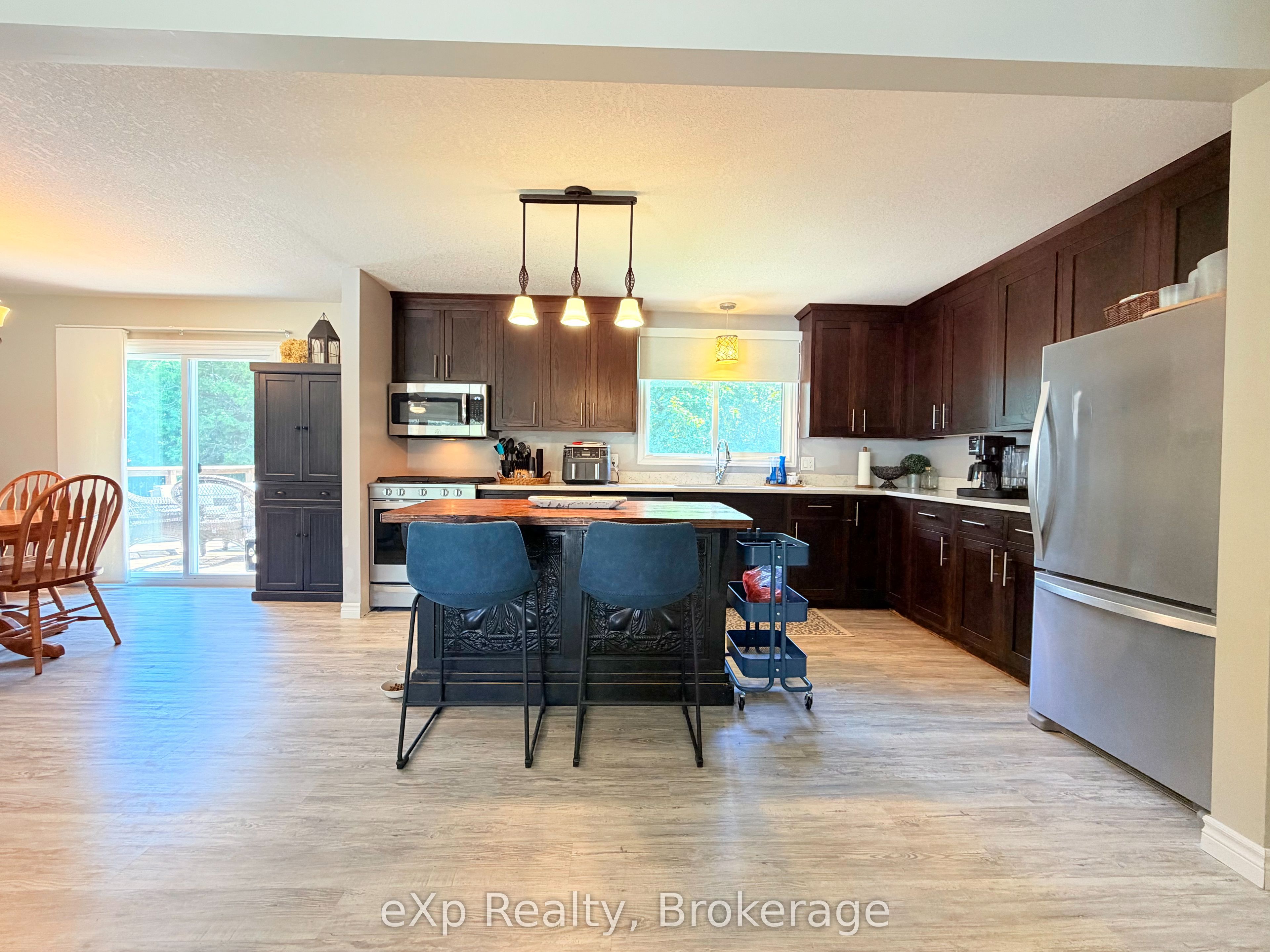 160 WESTFALL Crescent, West Grey, ON N4N 3B9 photo 5