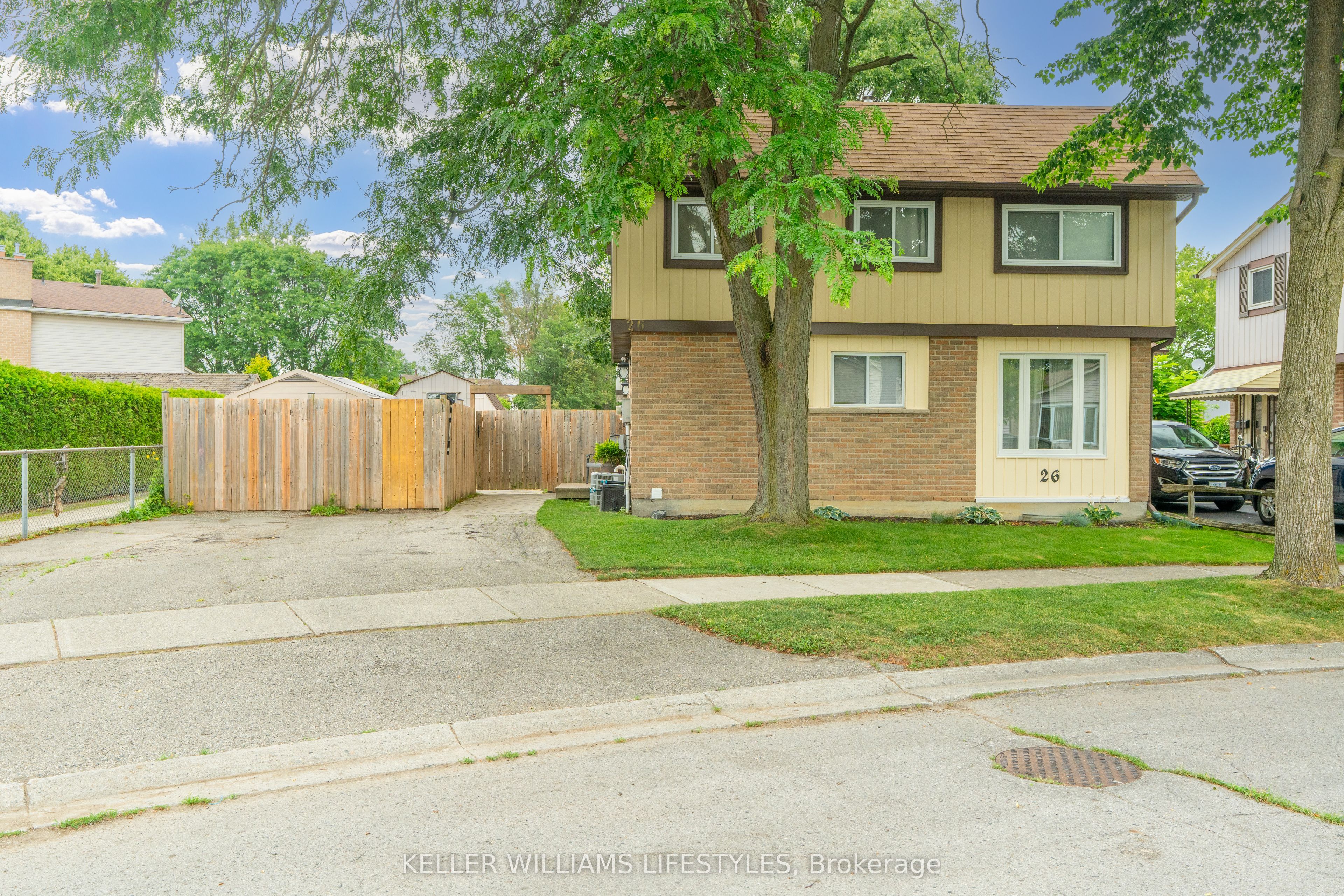 26 Caprice Crescent, London East, ON N5V 3M2 photo 2
