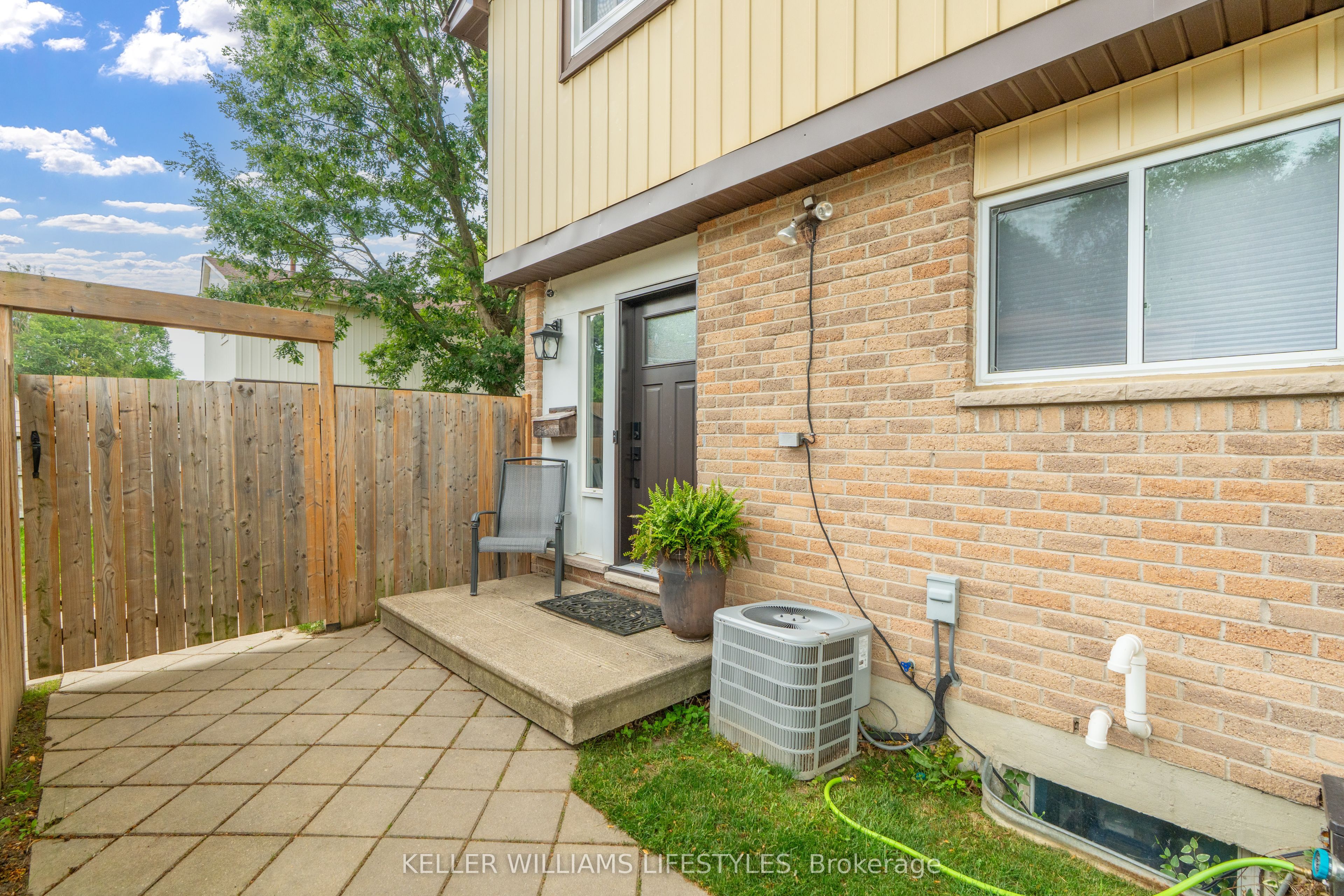 26 Caprice Crescent, London East, ON N5V 3M2 photo 4
