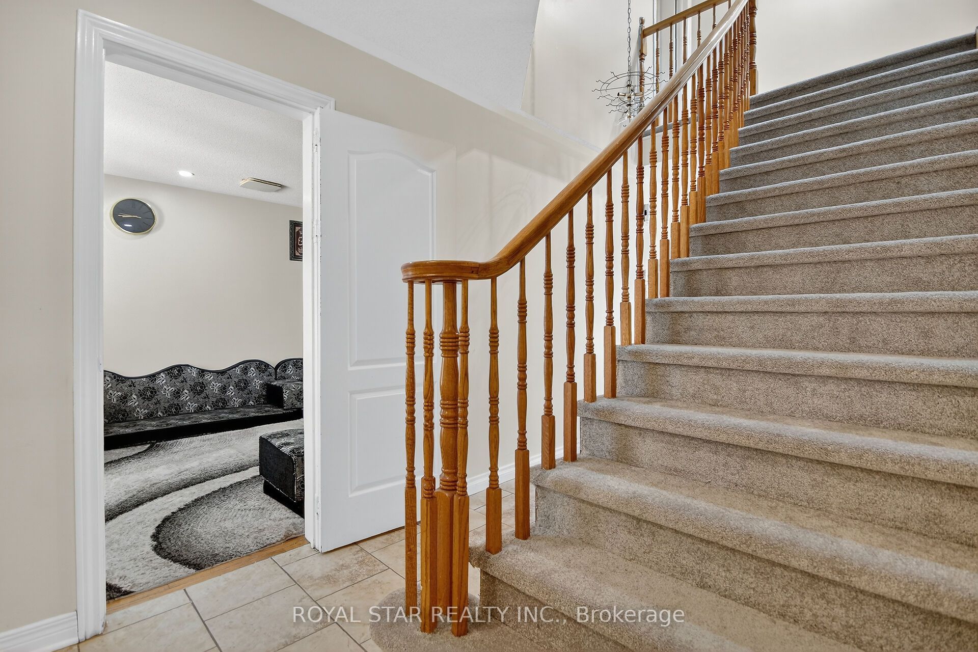 5 Southland Crescent, Hunt Club - South Keys and Area, ON K1G 5E5 photo 5