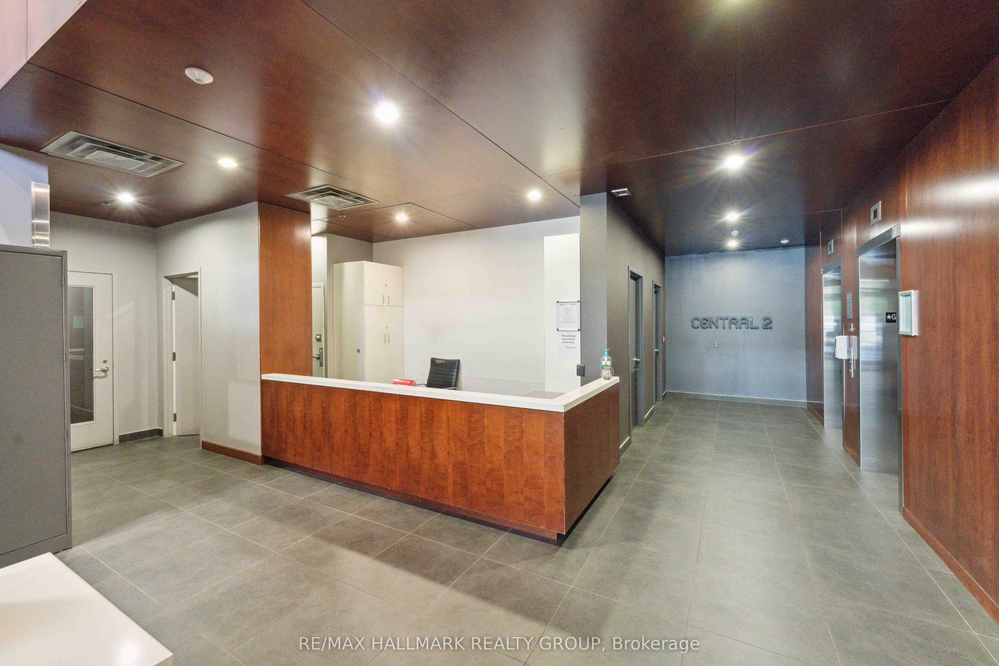 360 McLeod Street 313, Ottawa Centre, ON K2P 1A9 photo 4