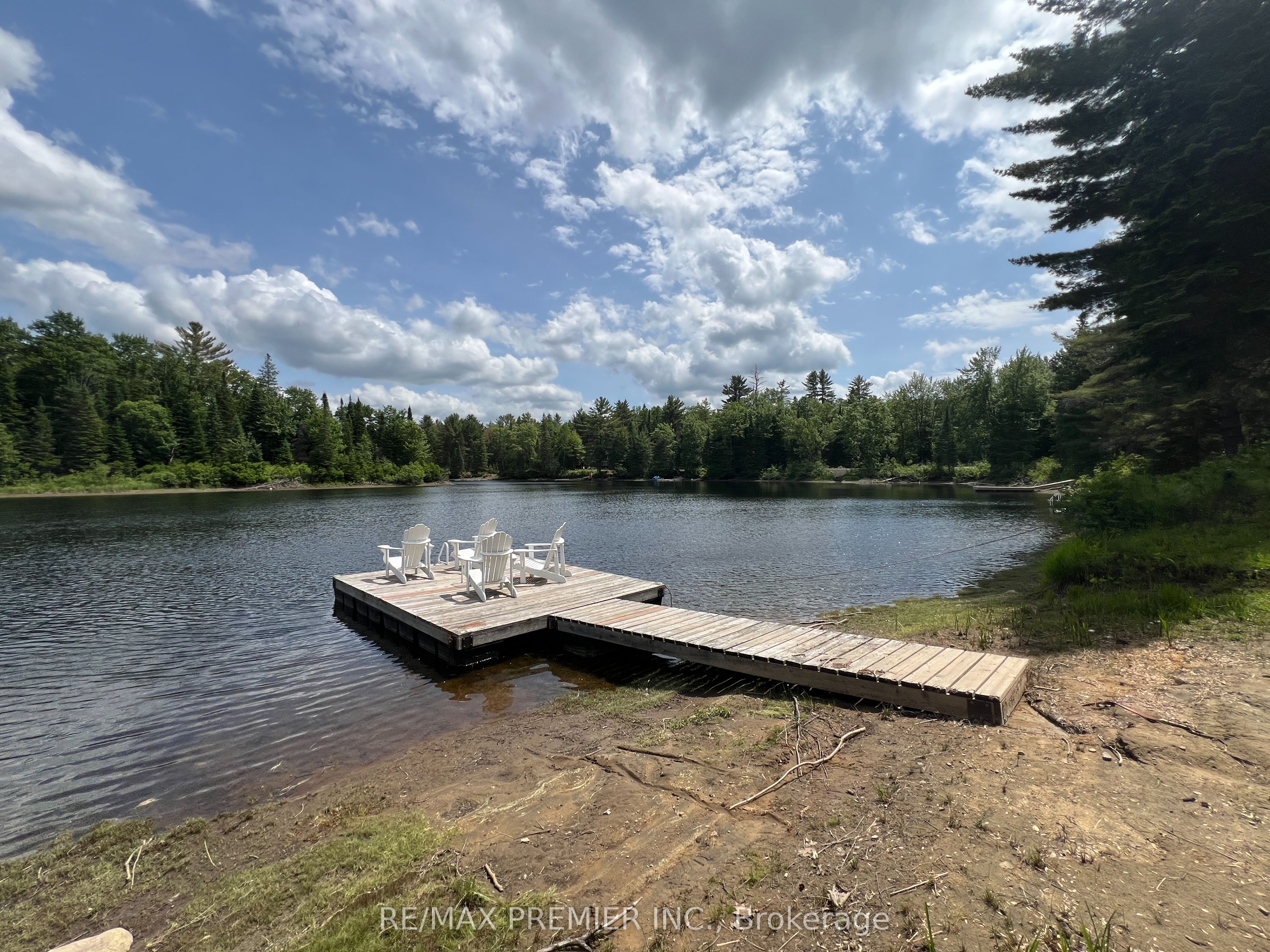 1130 Colony Road, Bracebridge, ON P1L 1X3 photo 3