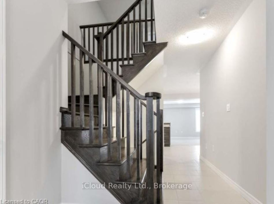 66 Cittadella Boulevard, Hamilton, ON L0R 1P0 photo 3