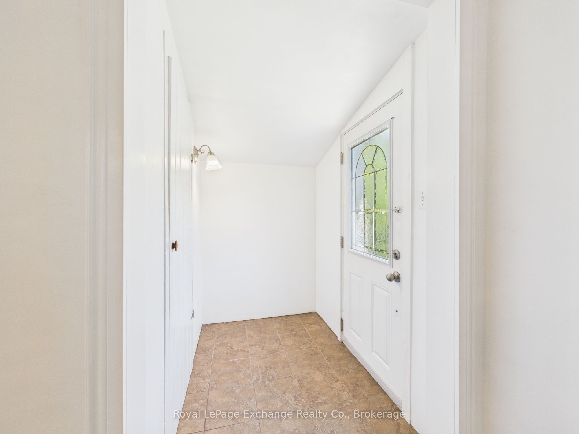 259 St. Arnaud Street, Huron-Kinloss, ON N0G 2R0 photo 4