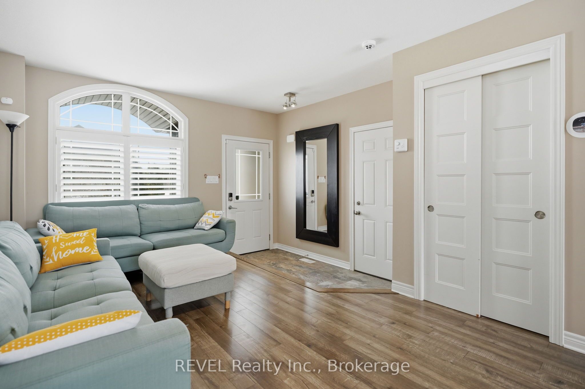 8553 JENNIFER Crescent, Niagara Falls, ON L2H 0J3 photo 5