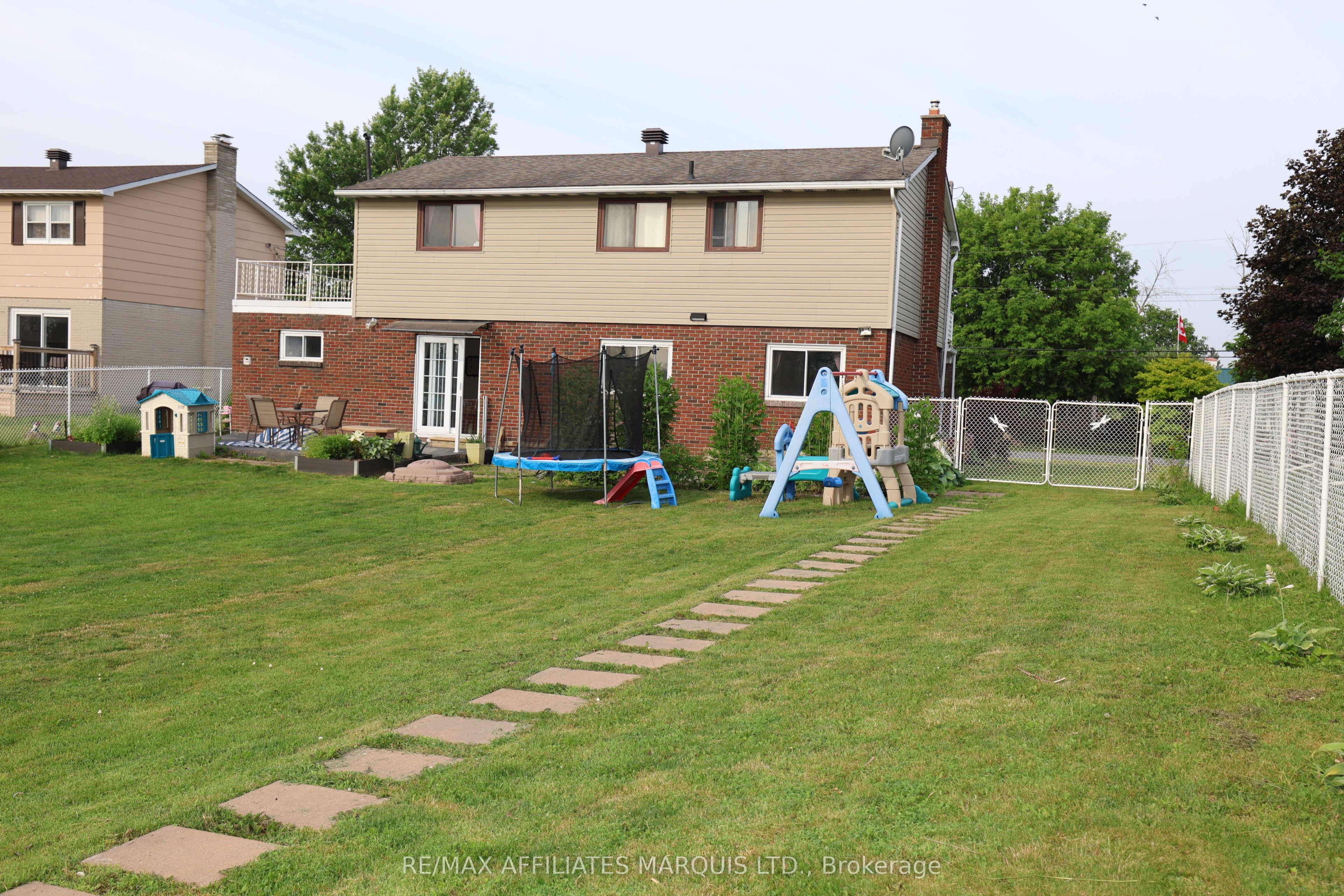 3453 Bruce Street, South Stormont, ON K6K 1M8 photo 5