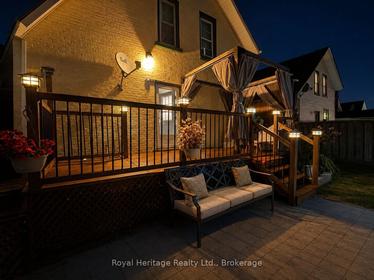 61 Lindsay Street N, Kawartha Lakes, ON K9V 1T6 photo 3