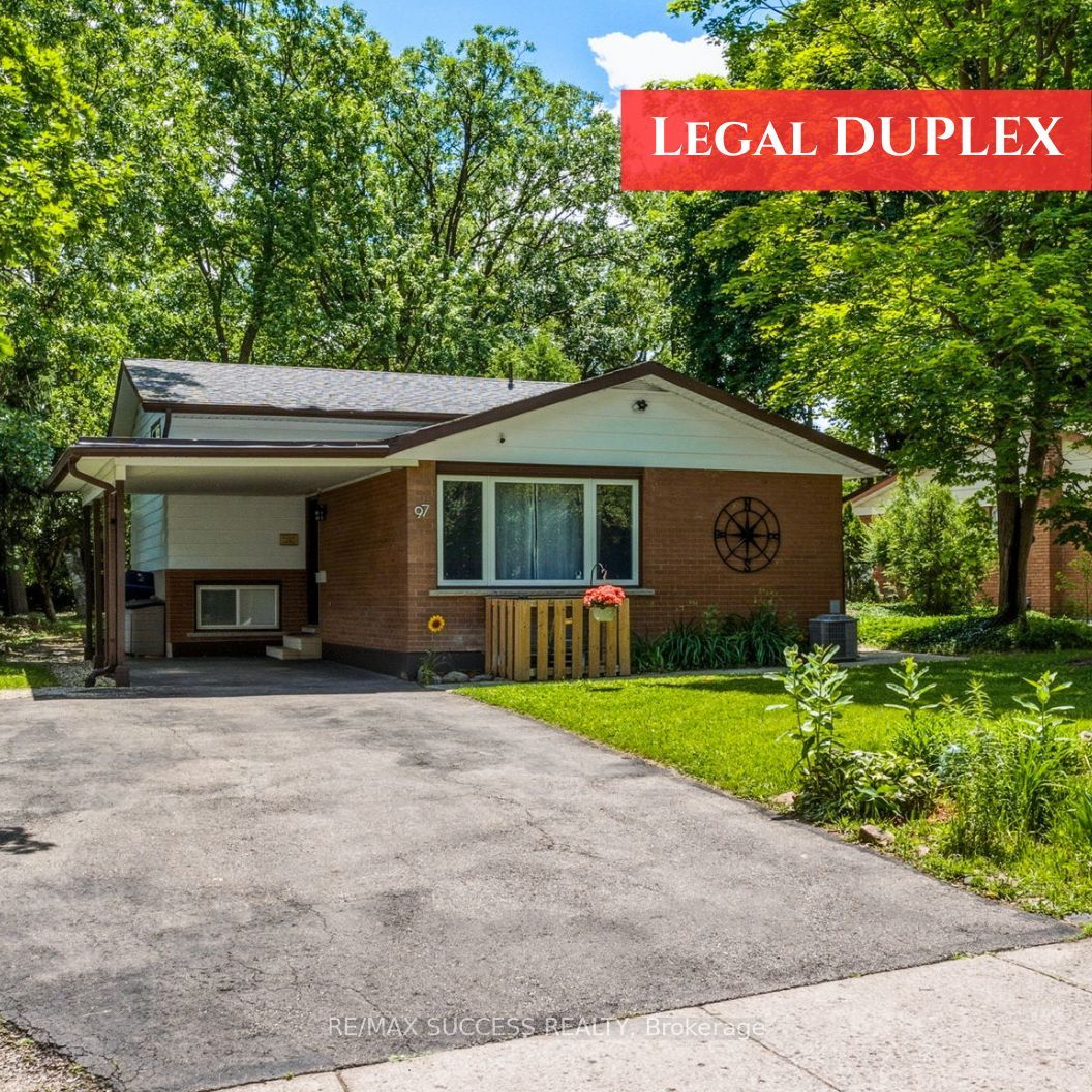 97 Blythwood Road, Waterloo, ON N2L 4A1