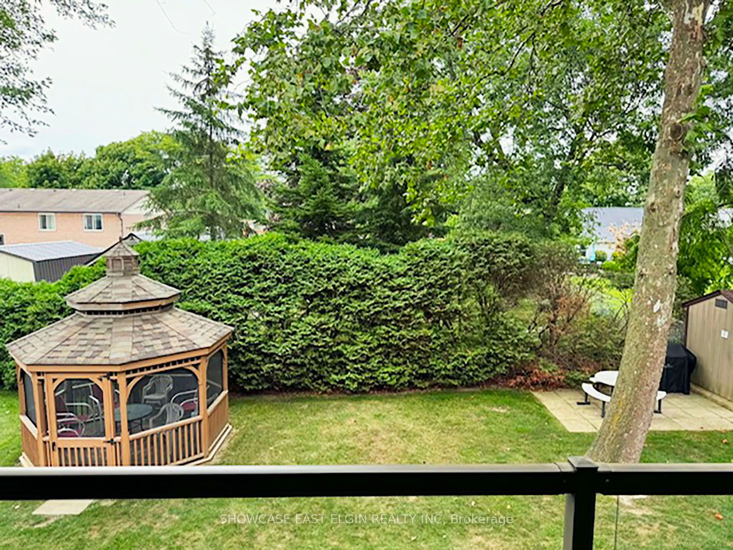 91 Spruce Street W 201, Aylmer, ON N5H 1B4 photo 2