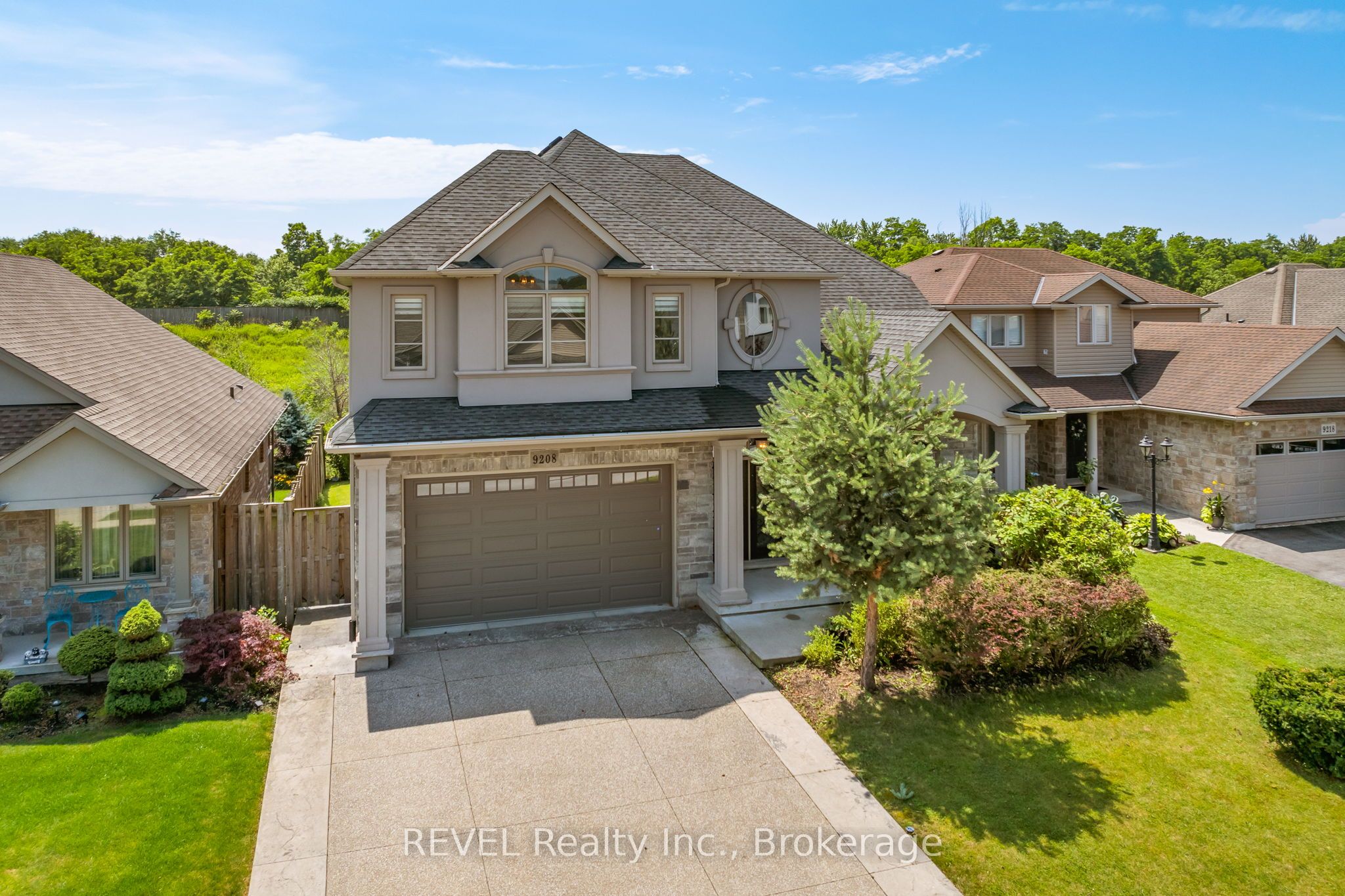 9208 Hendershot Boulevard, Niagara Falls, ON L2H 0E3 photo 2