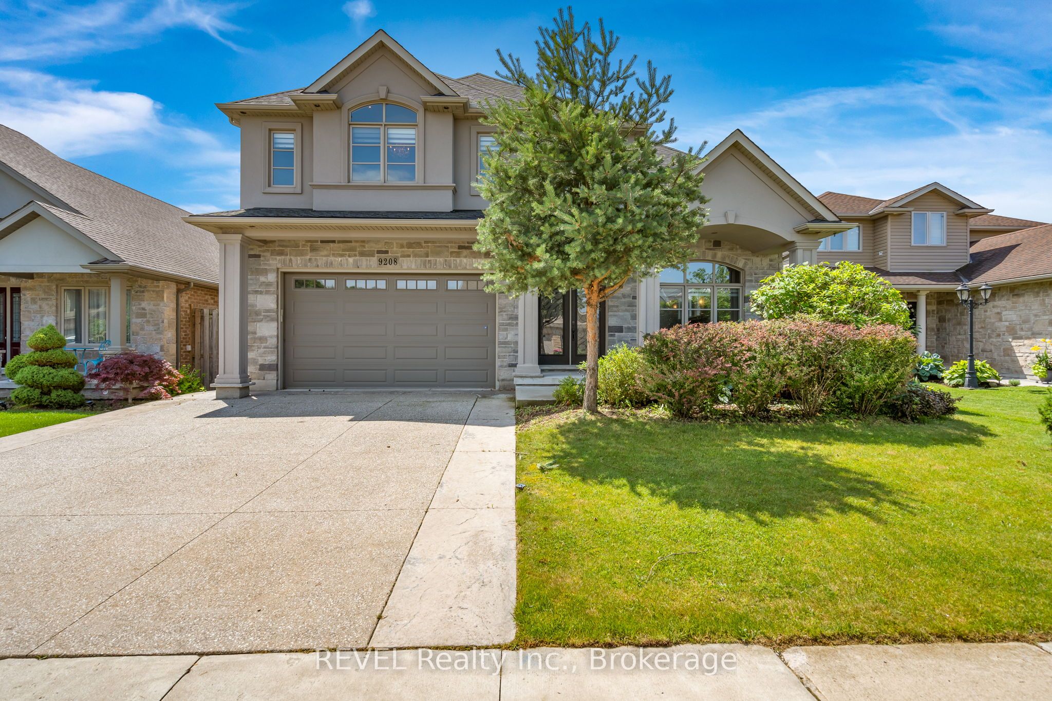 9208 Hendershot Boulevard, Niagara Falls, ON L2H 0E3 photo 4