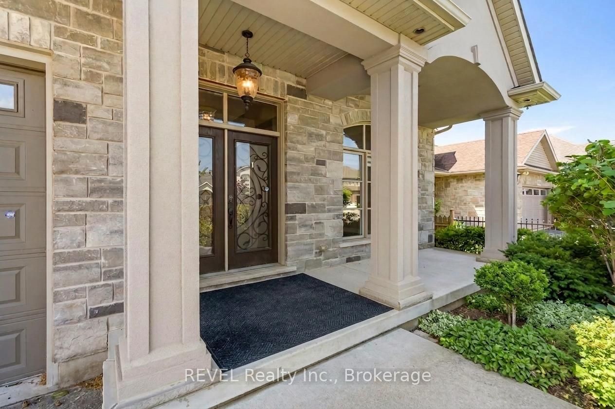 9208 Hendershot Boulevard, Niagara Falls, ON L2H 0E3 photo 5