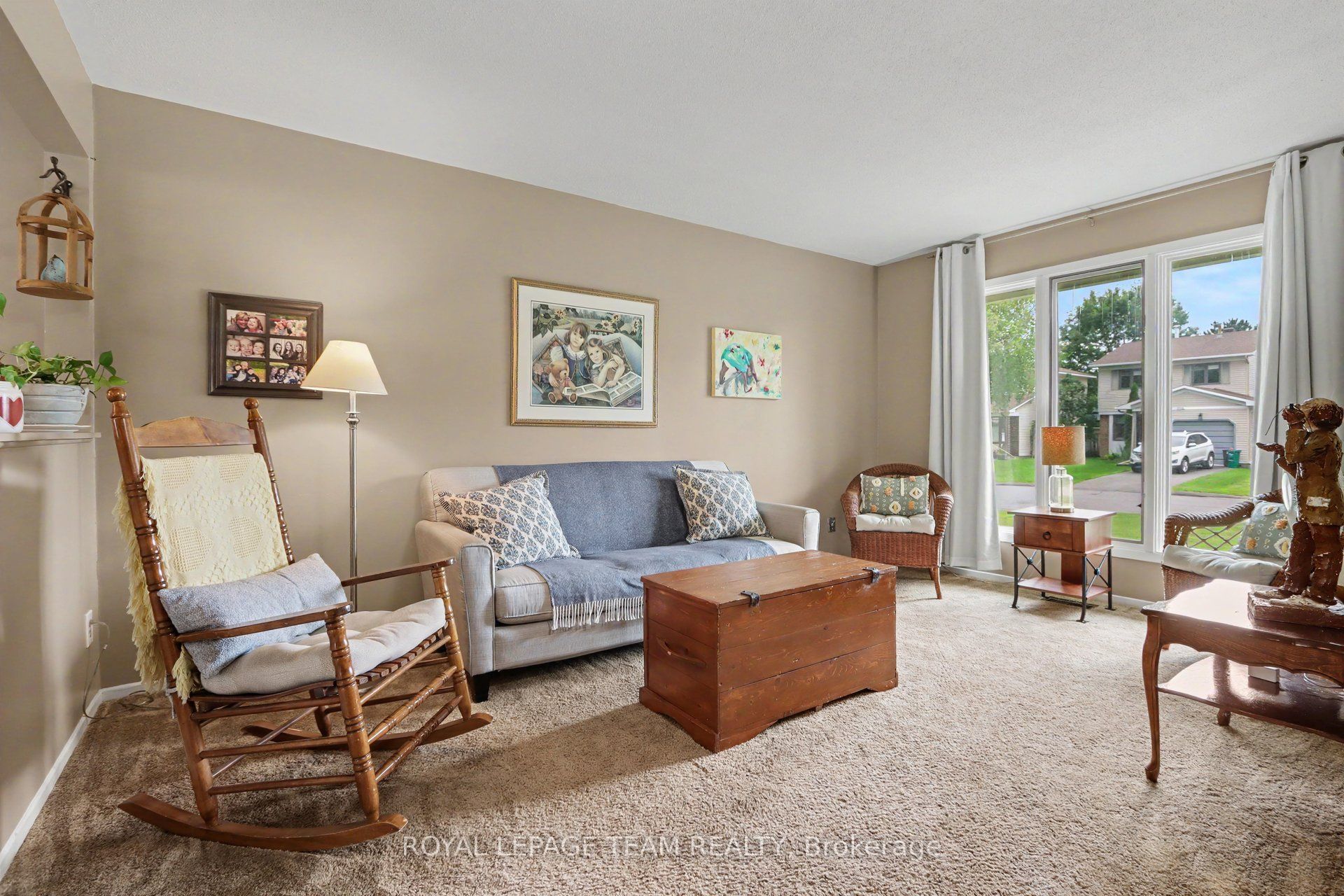95 Seabrooke Drive, Kanata, ON K2L 2H9 photo 3