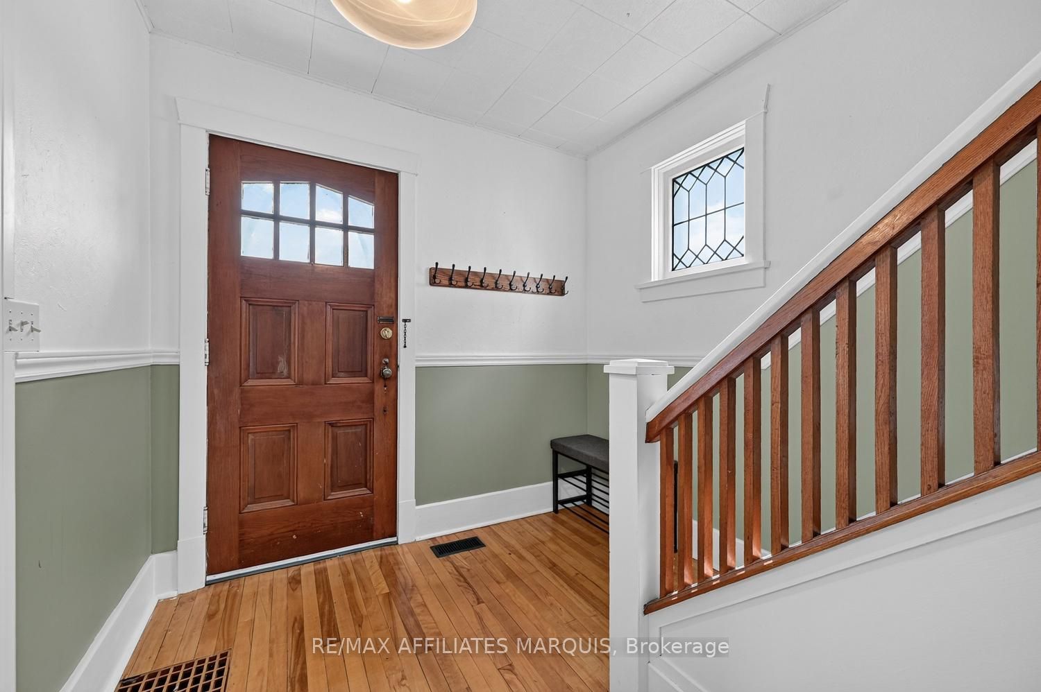 53 Smiths Falls Avenue, Smiths Falls, ON K7A 3B2 photo 4