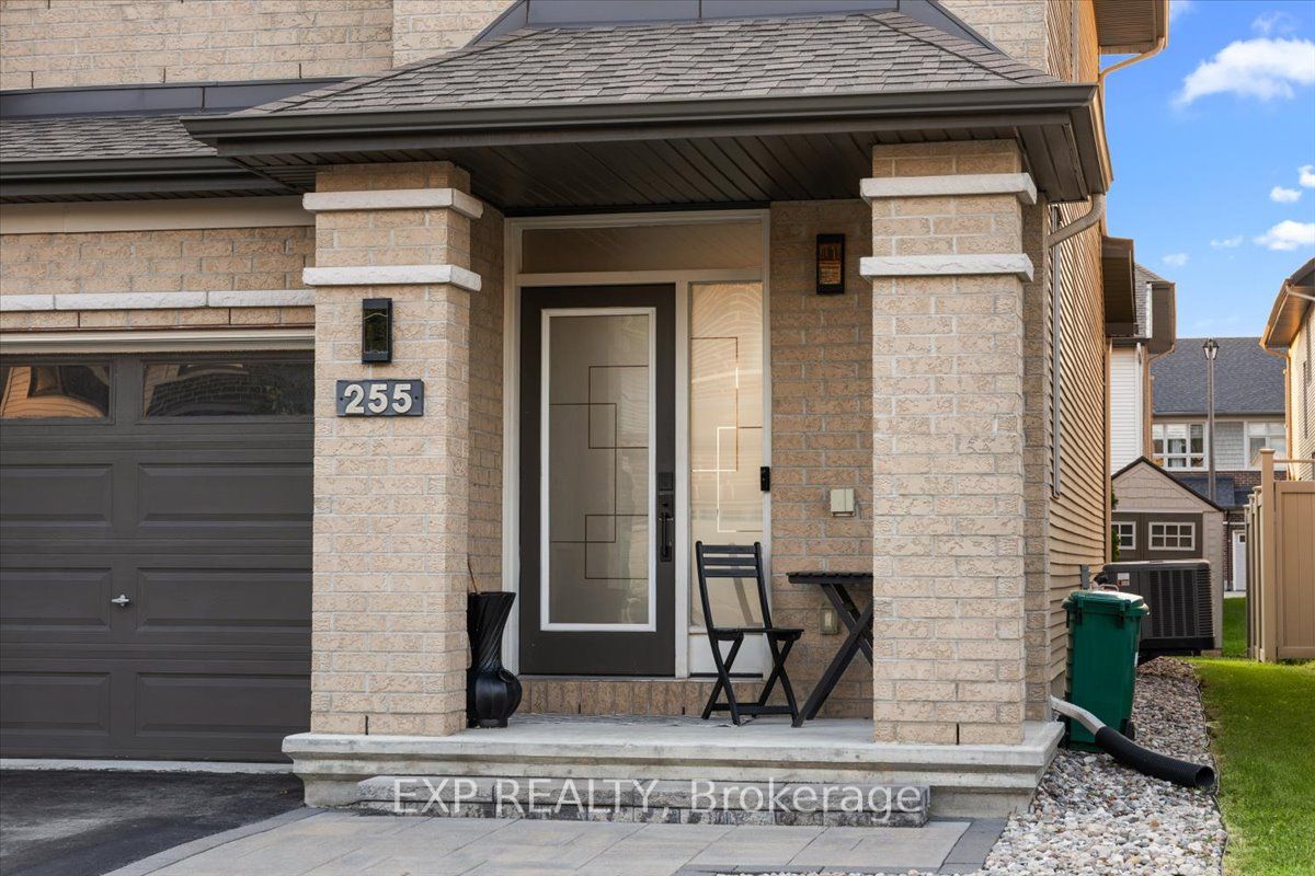 255 Shinleaf Crescent, Orleans - Convent Glen and Area, ON K1W 0J2 photo 2