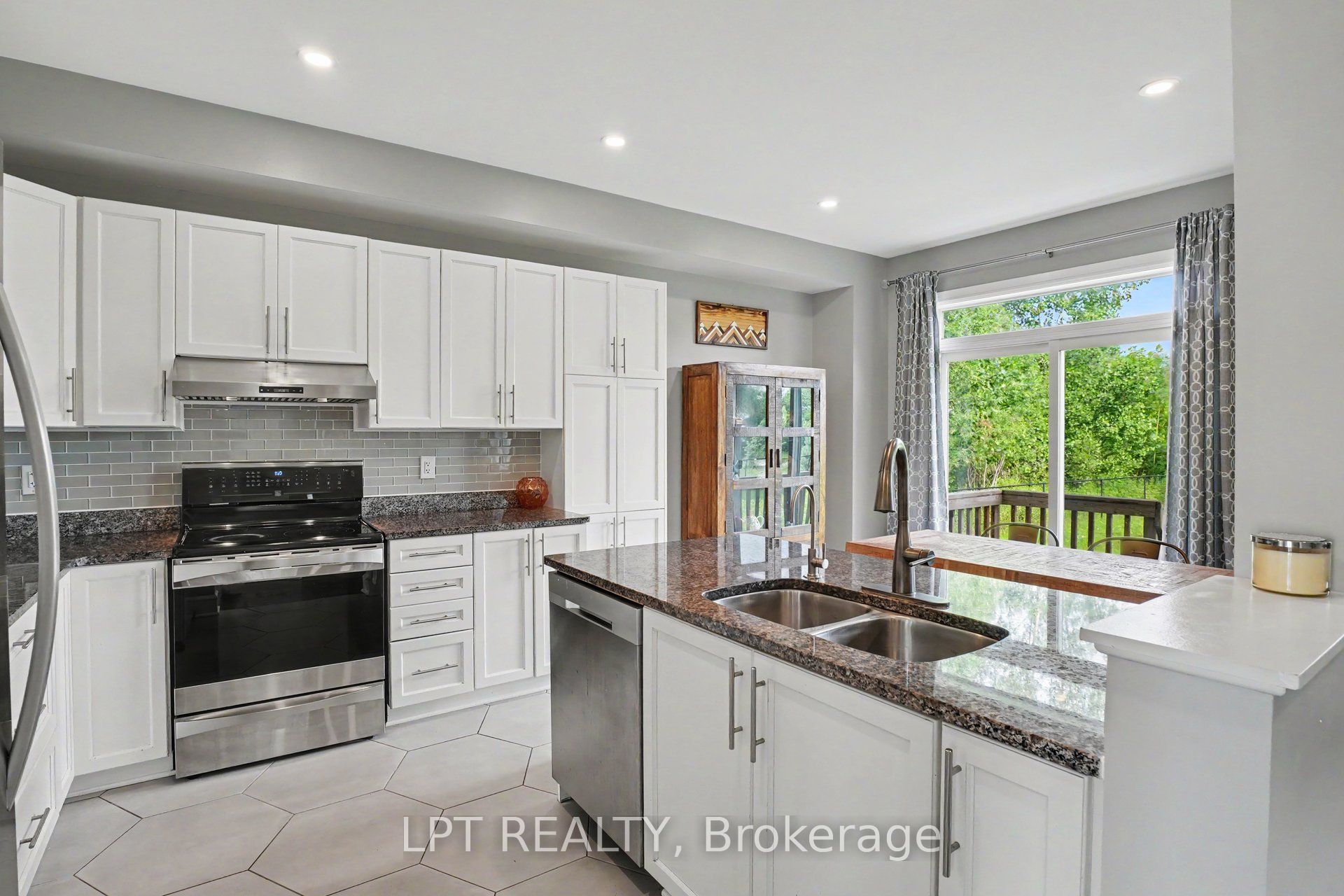 Waterdown 6548 Street N, Greely - Metcalfe - Osgoode - Vernon and Area, ON K4P 0E7 photo 5