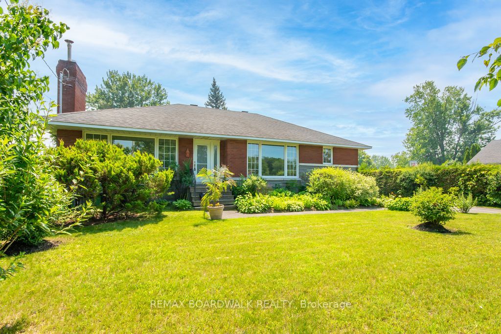 3654 Navan Road, Orleans - Convent Glen and Area, ON K4B 1H9