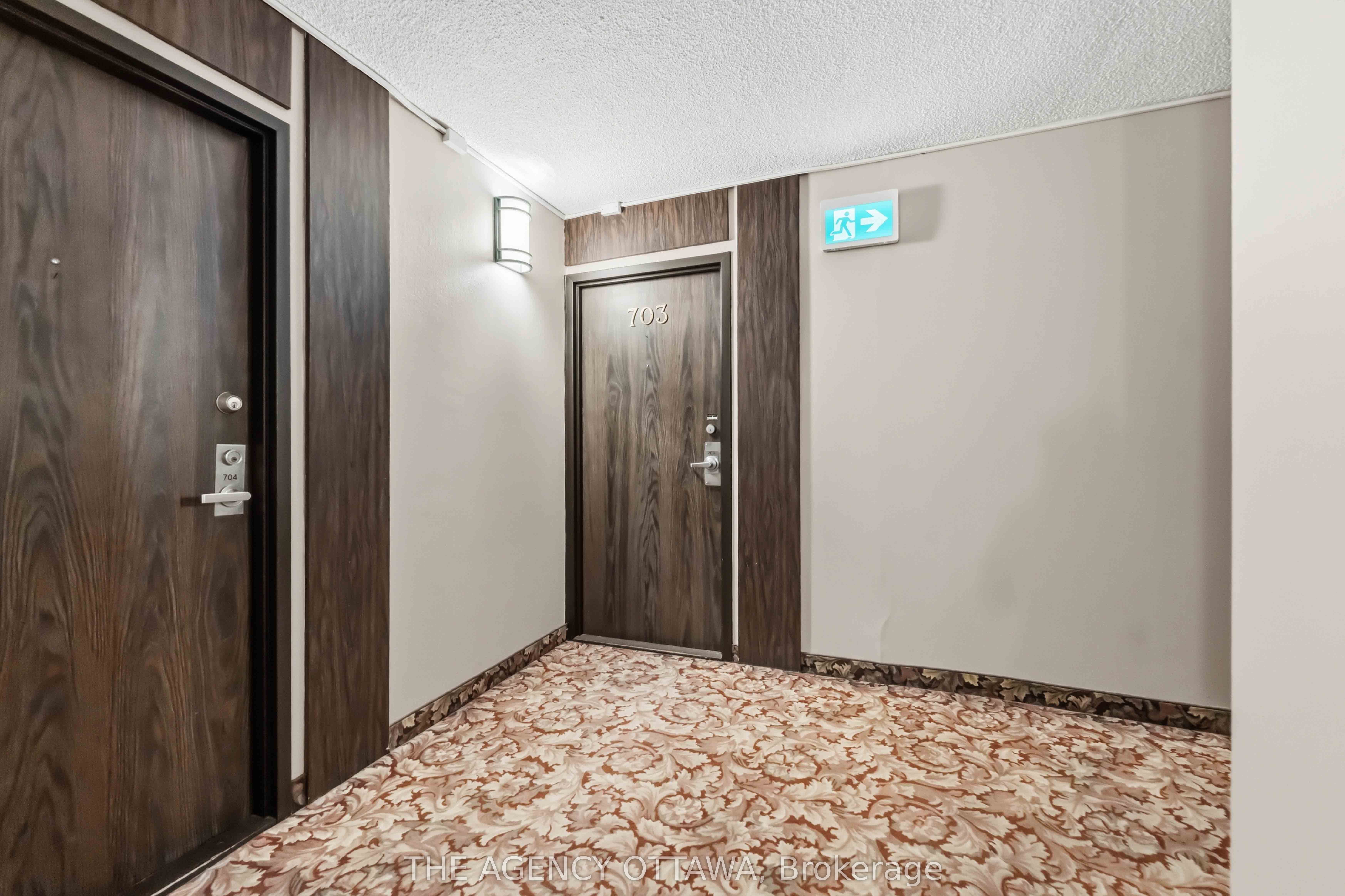1785 Frobisher Lane 703, Alta Vista and Area, ON K1G 3T7 photo 5