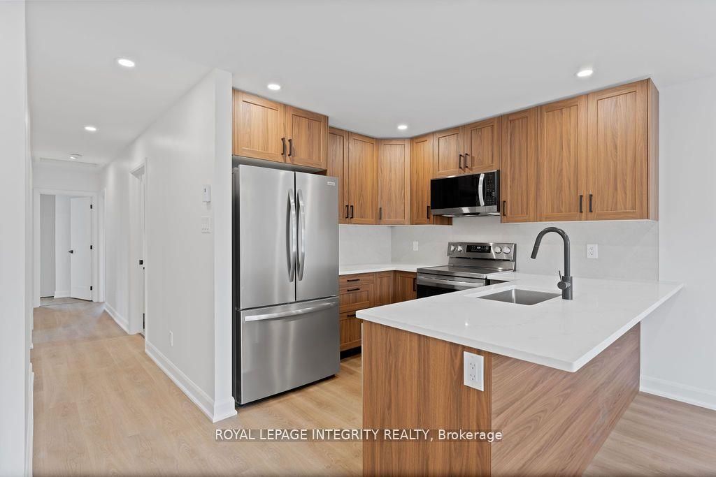 96 Fieldrow Street A, Meadowlands - Crestview and Area, ON K2G 2Y9 photo 5