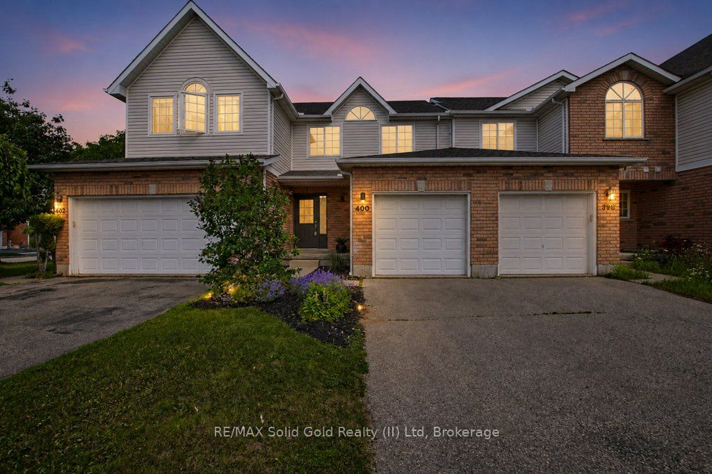 400 Laurel Gate Drive, Waterloo, ON N2T 2S6 photo 2