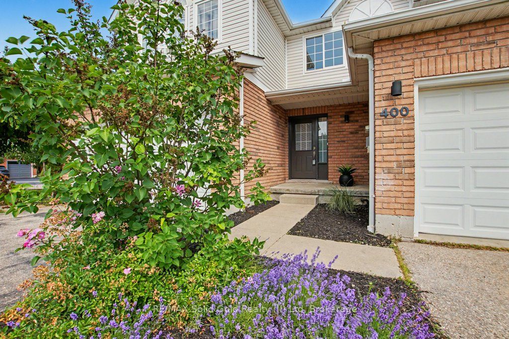 400 Laurel Gate Drive, Waterloo, ON N2T 2S6 photo 4