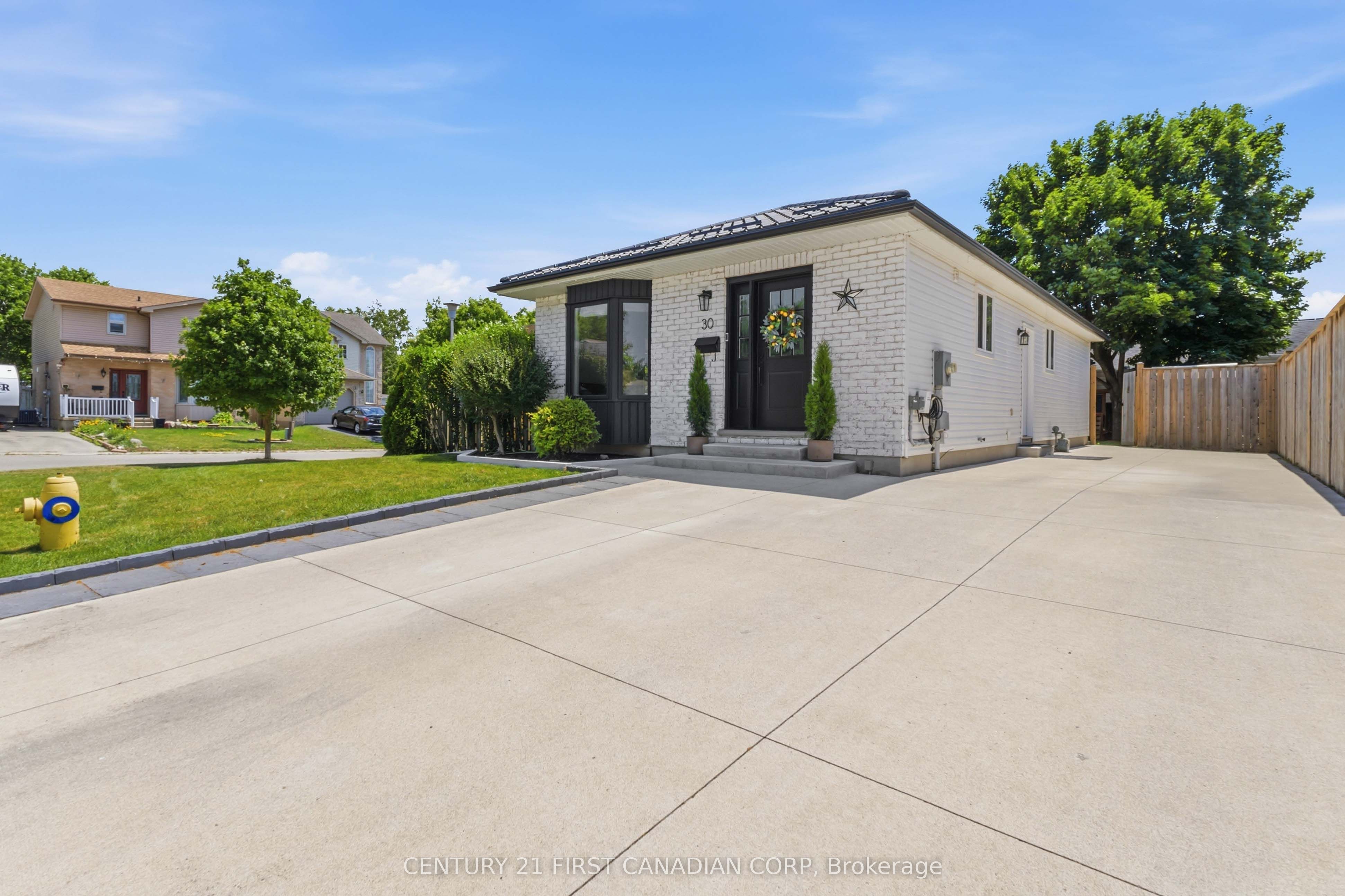 30 Trapper Street, London East, ON N5W 6B4 photo 2