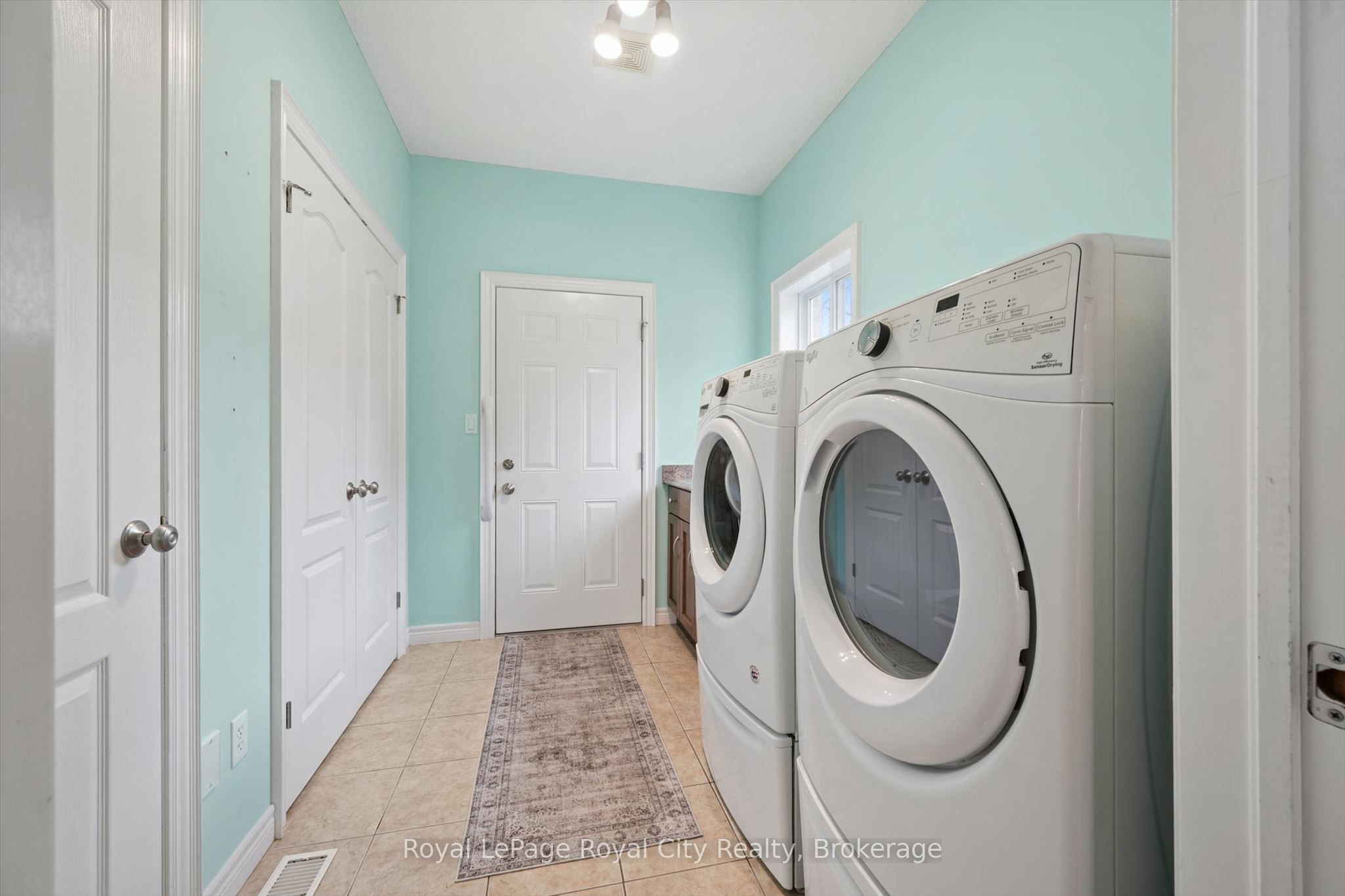 60A Eastview Road, Guelph, ON N1E 1Z6 photo 3