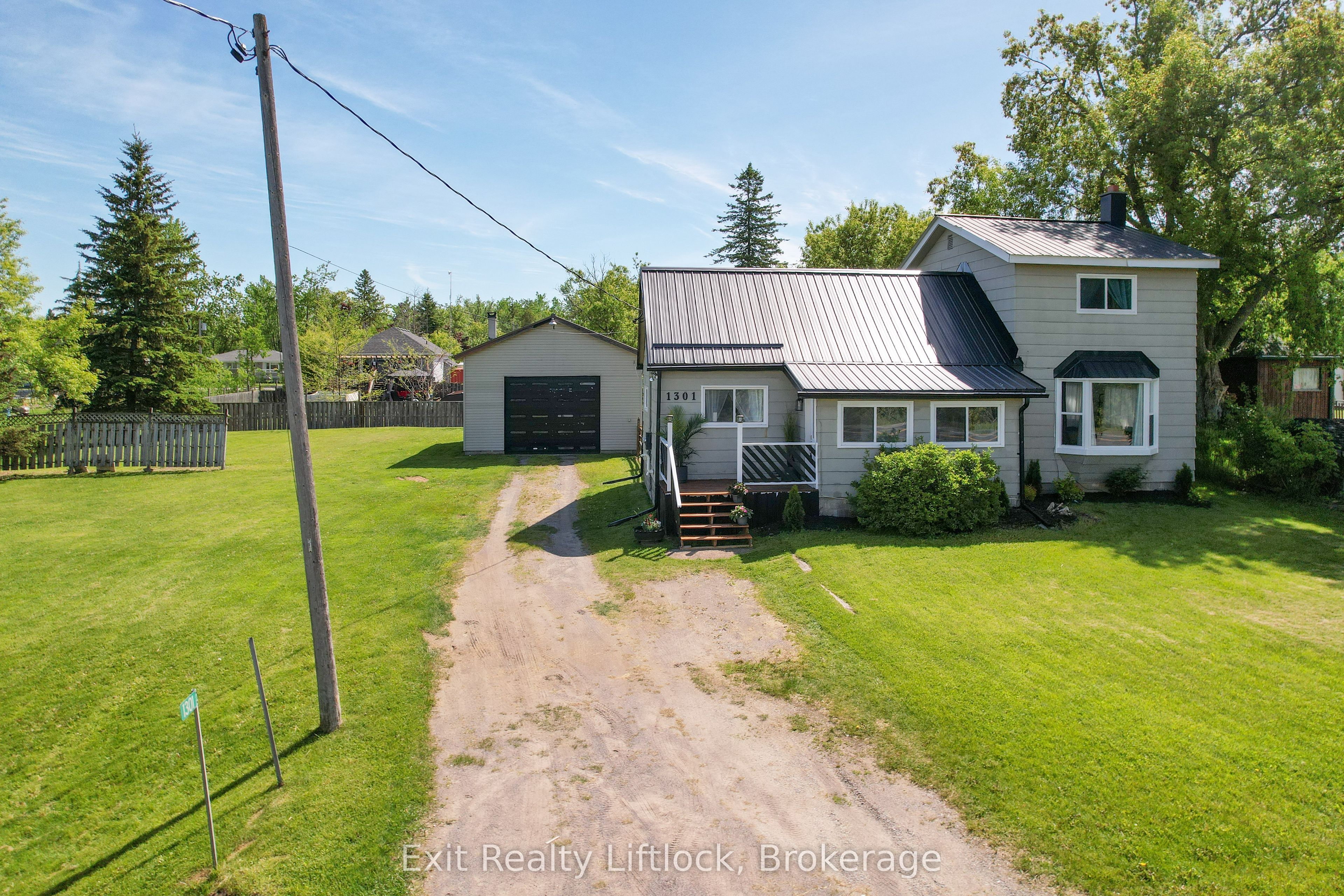 1301 County Rd 28, Otonabee-South Monaghan, ON K0L 1V0 photo 2