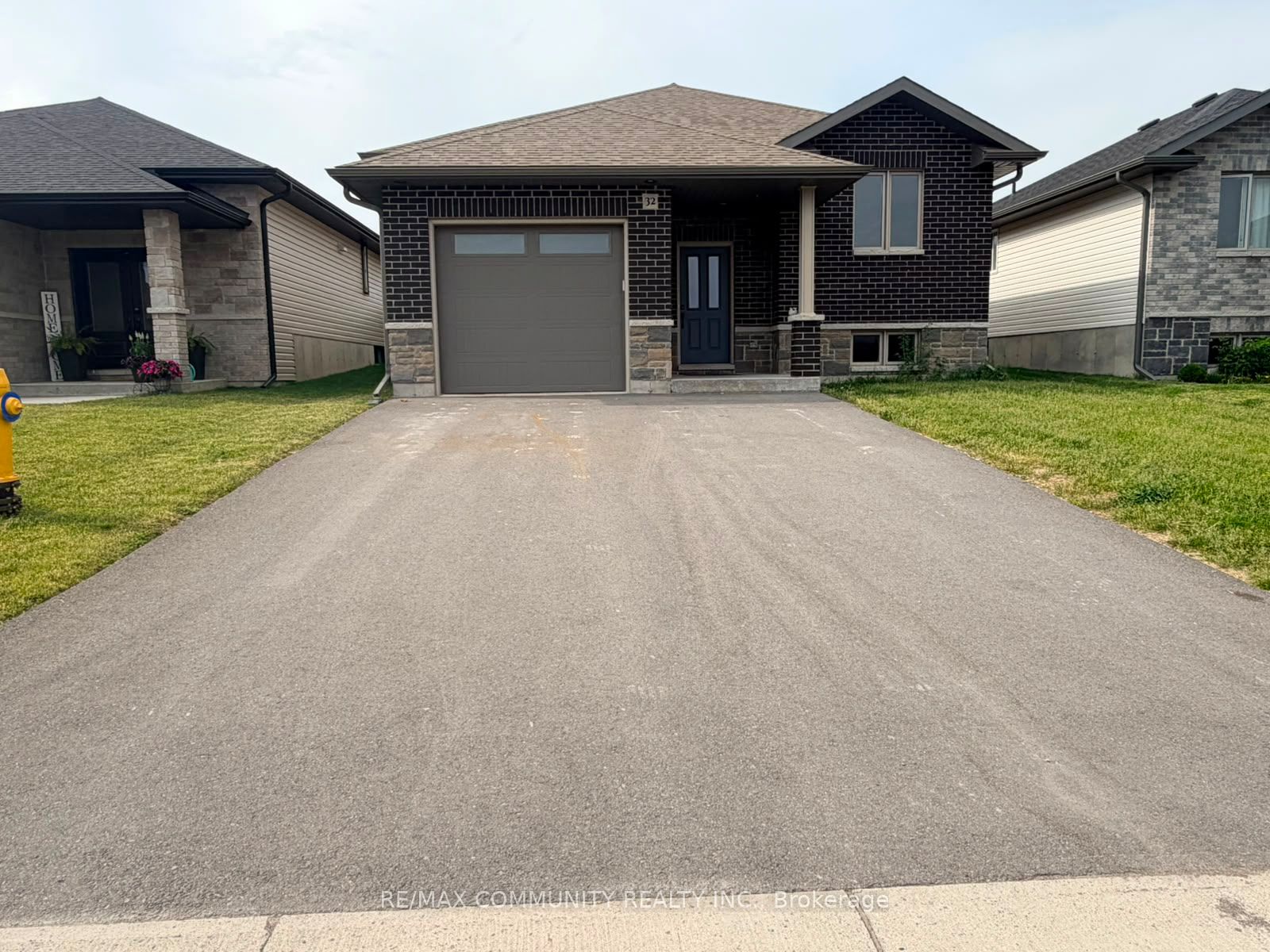 32 Cattail Crescent, Quinte West, ON K8V 0J4 photo 2