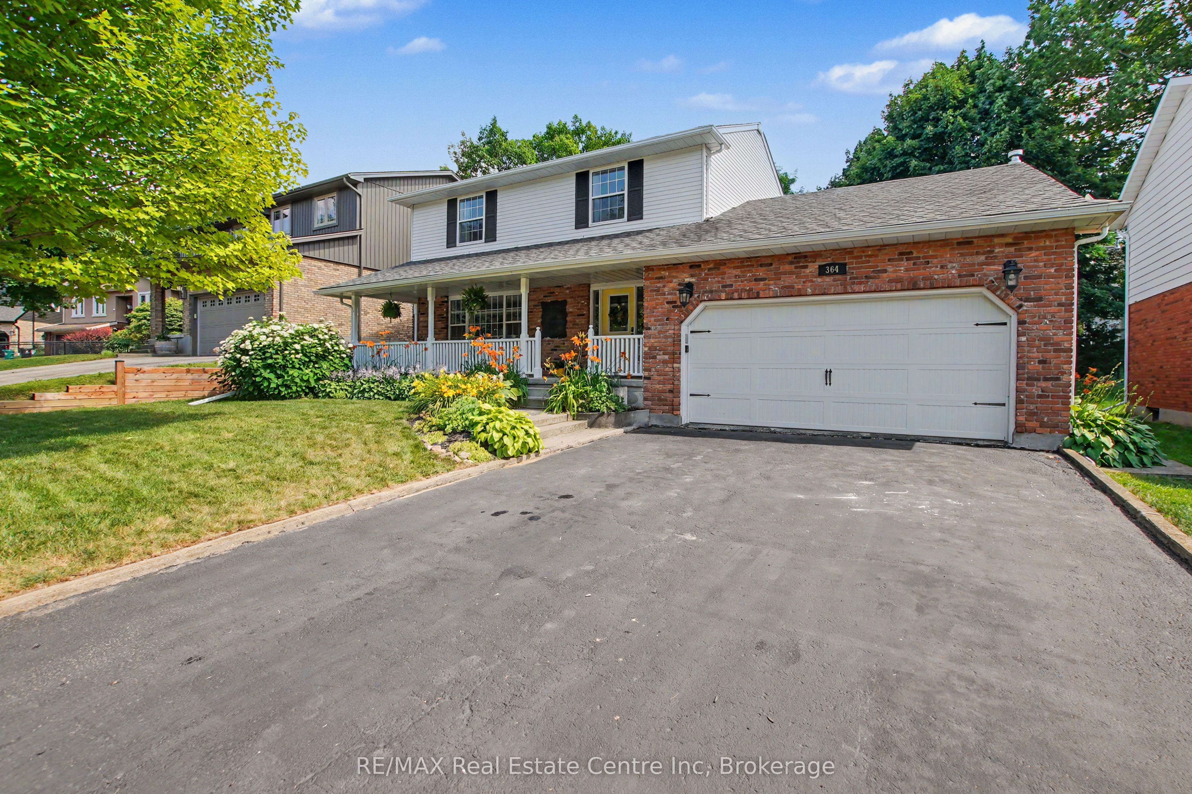 364 Kribs Street, Cambridge, ON N3C 3L6 photo 2