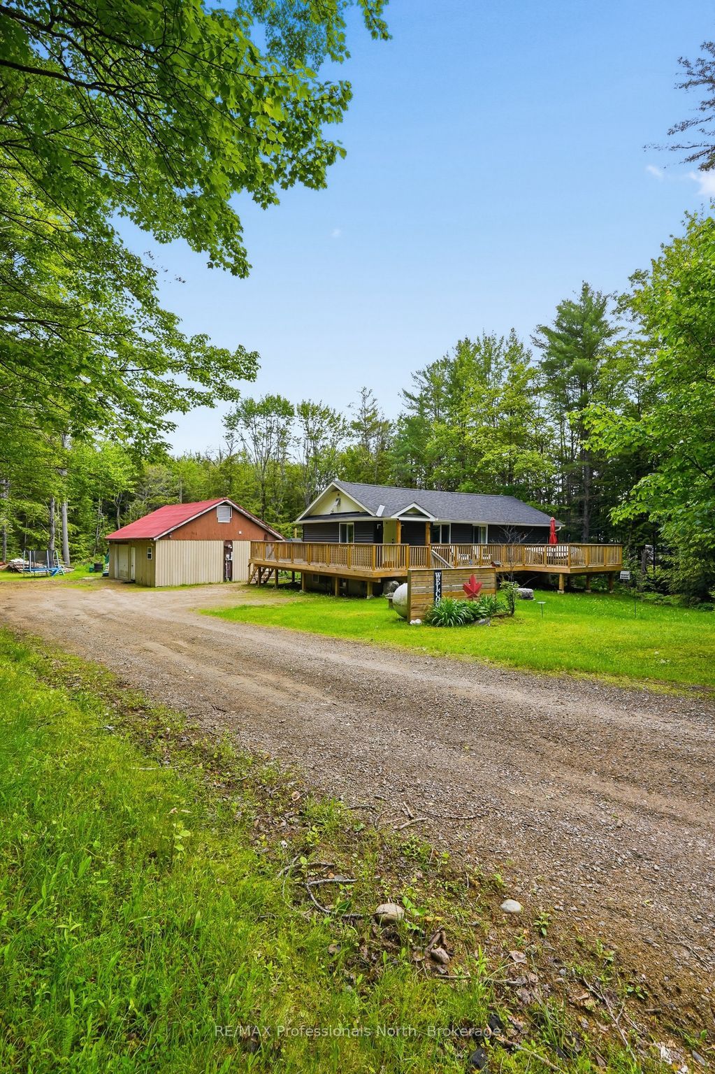 264 Stephenson 4 Road W, Huntsville, ON P0B 1M0 photo 2