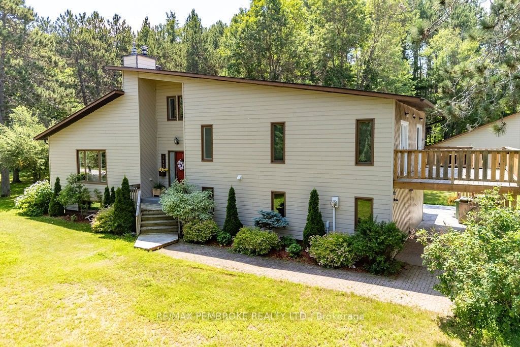 177 Sylvan Drive, Petawawa, ON K8A 6W7 photo 3