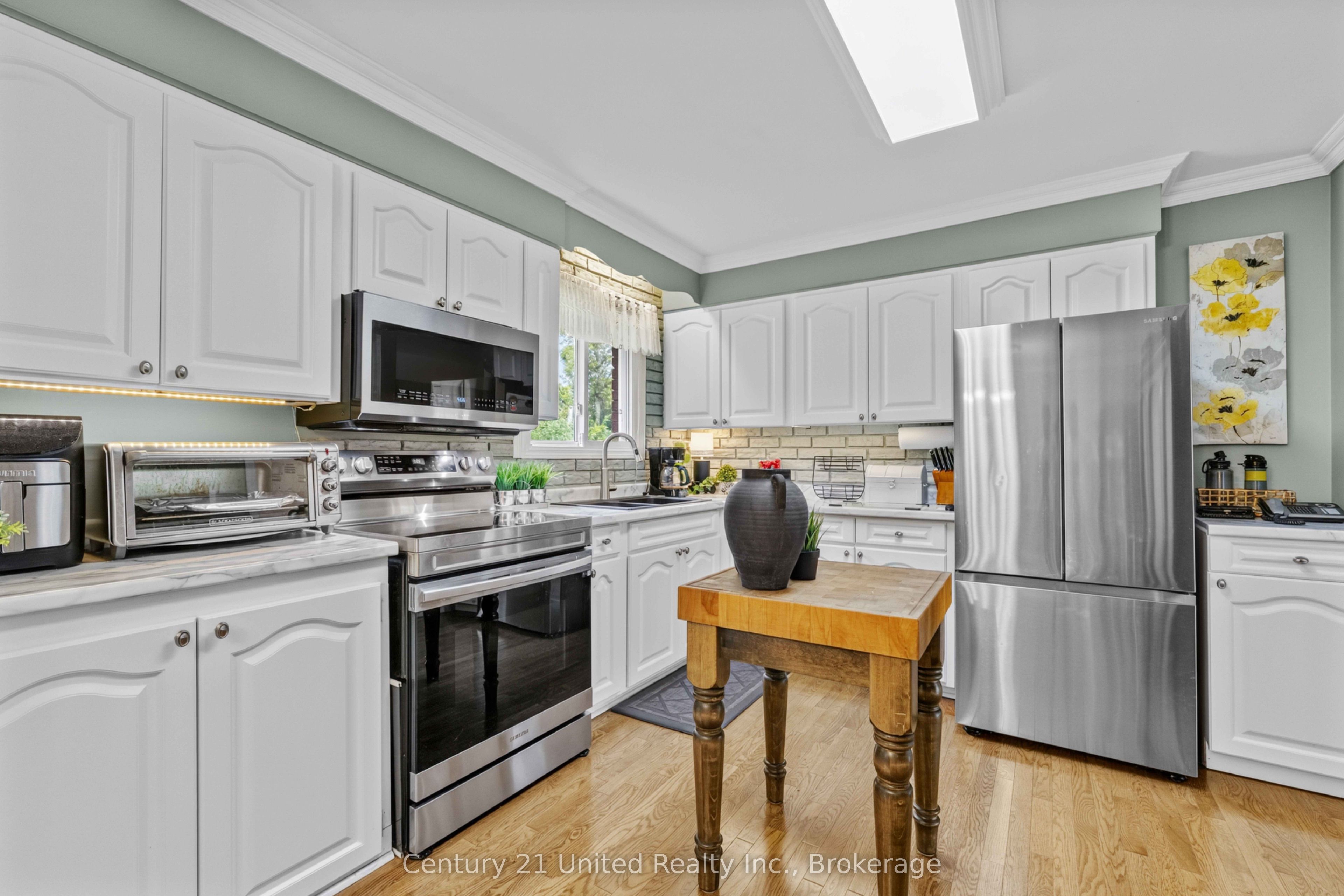 975 8th Line, Selwyn, ON K0L 1H0 photo 5