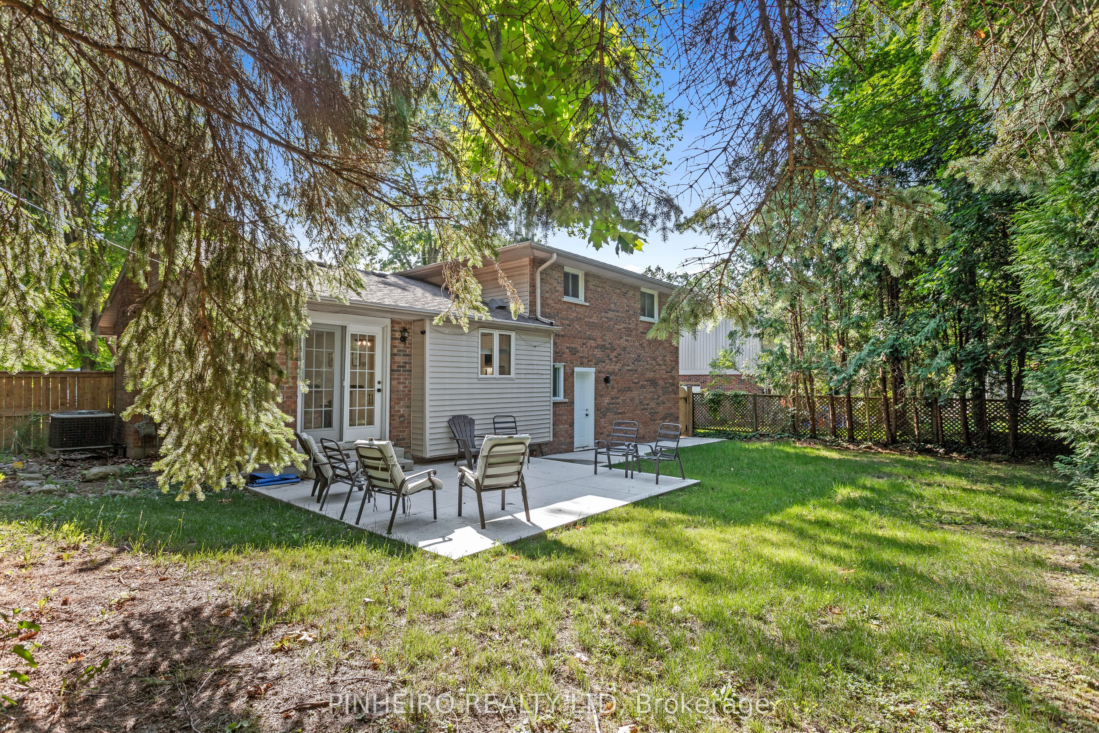 1543 STONEYBROOK Crescent, London North, ON N5X 1C6 photo 5