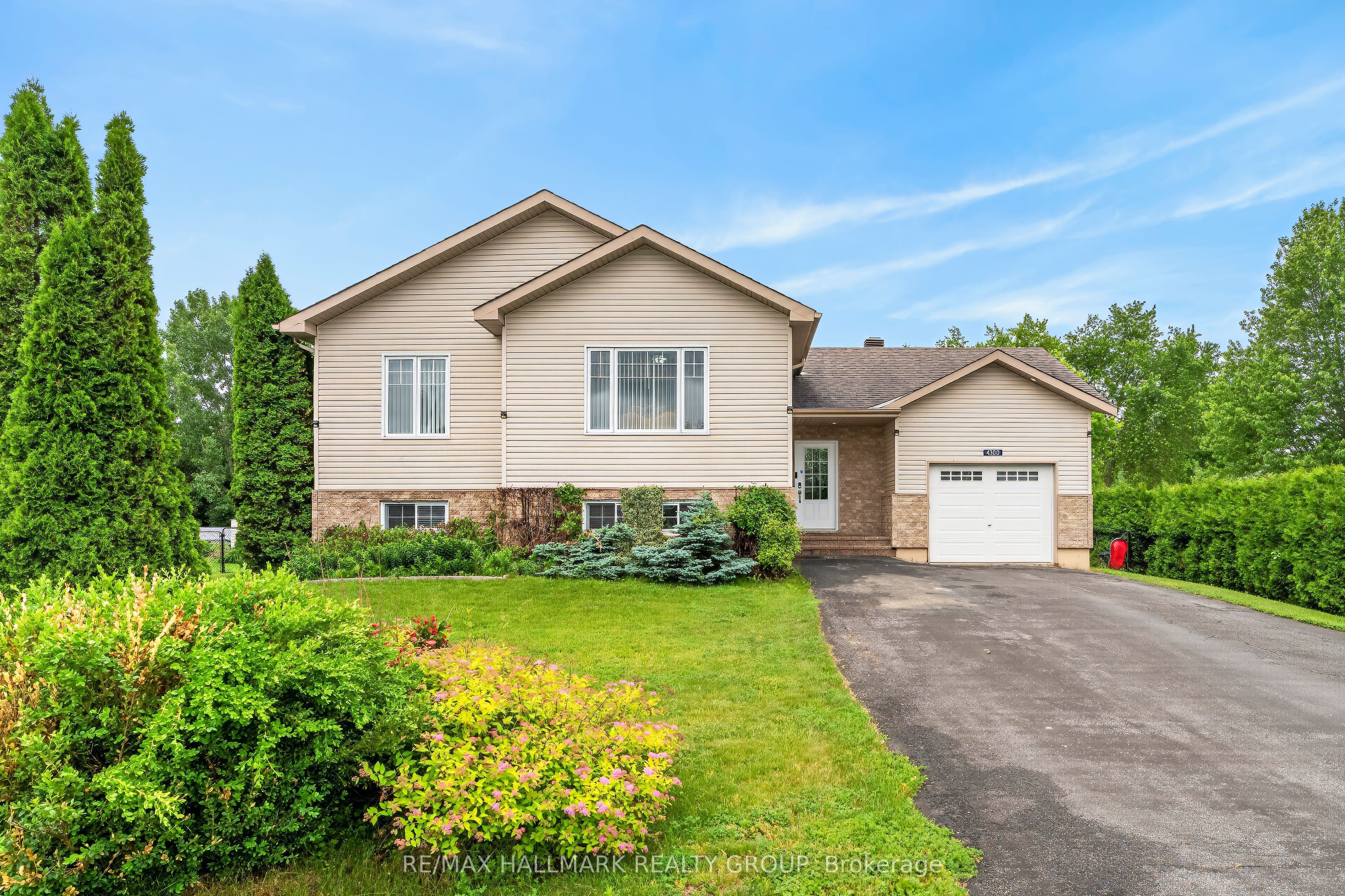 4300 Schell Street, South Dundas, ON K0C 2H0