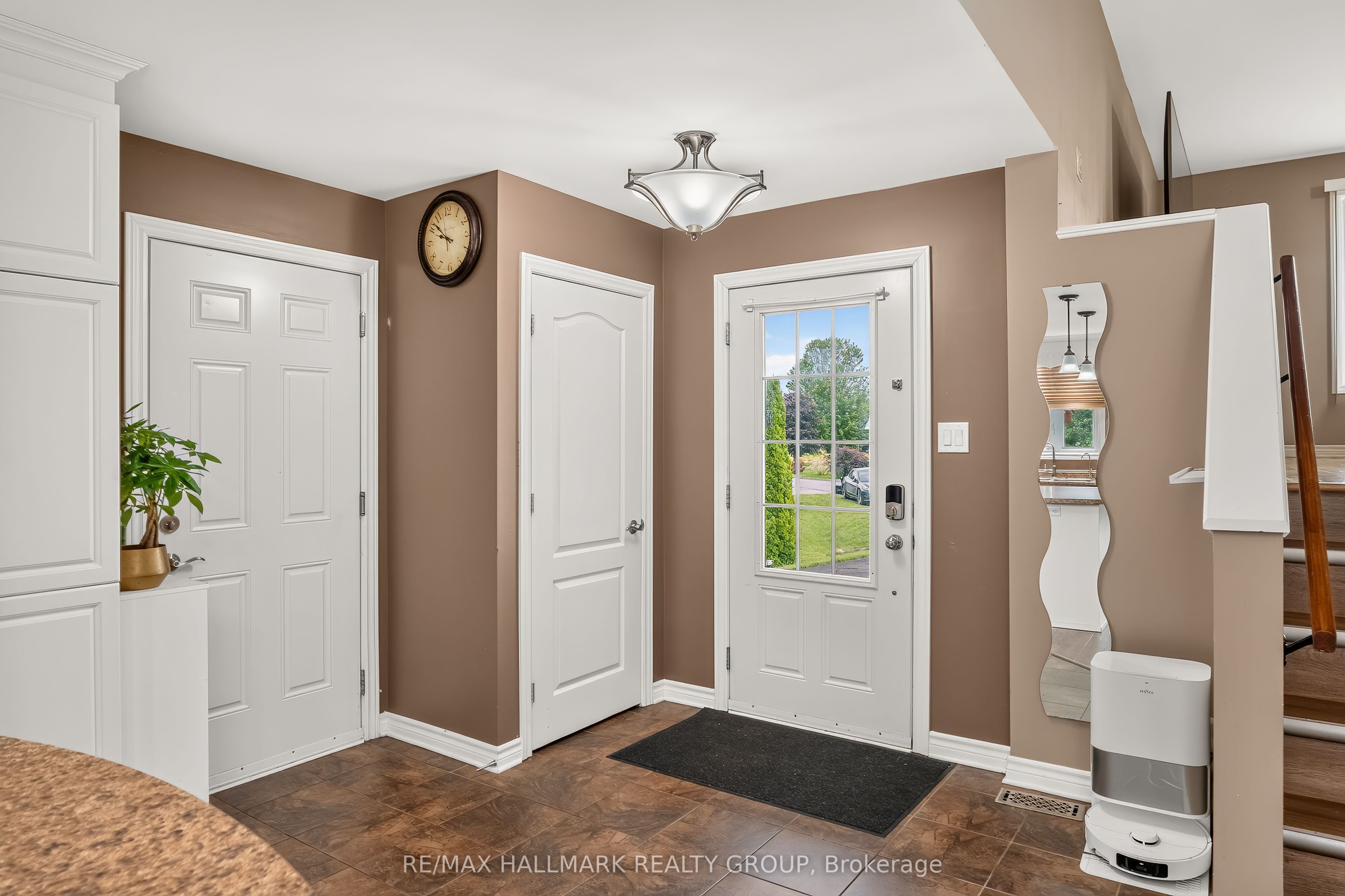 4300 Schell Street, South Dundas, ON K0C 2H0 photo 5