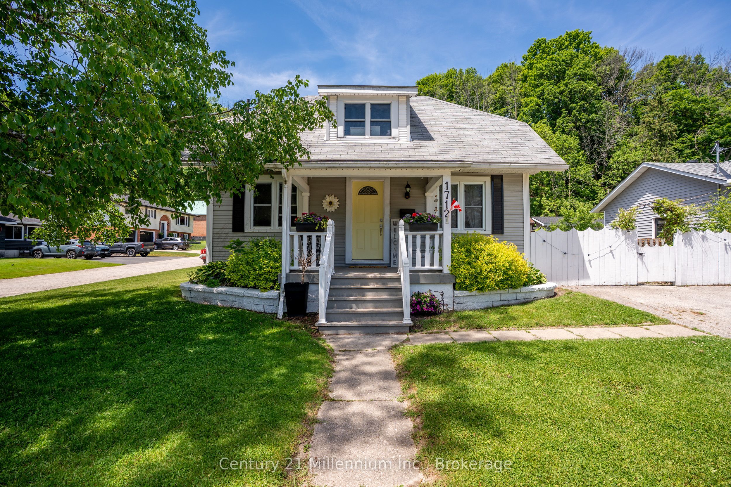 1712 5th Avenue W, Owen Sound, ON N4K 5B8