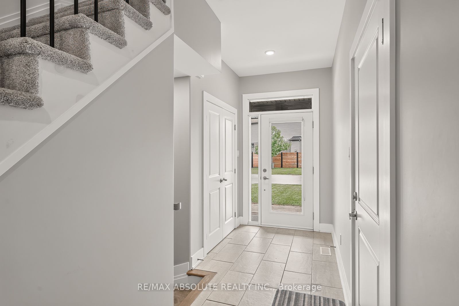 308 Proud Walk Drive, Stittsville - Munster - Richmond, ON K2S 2L6 photo 4