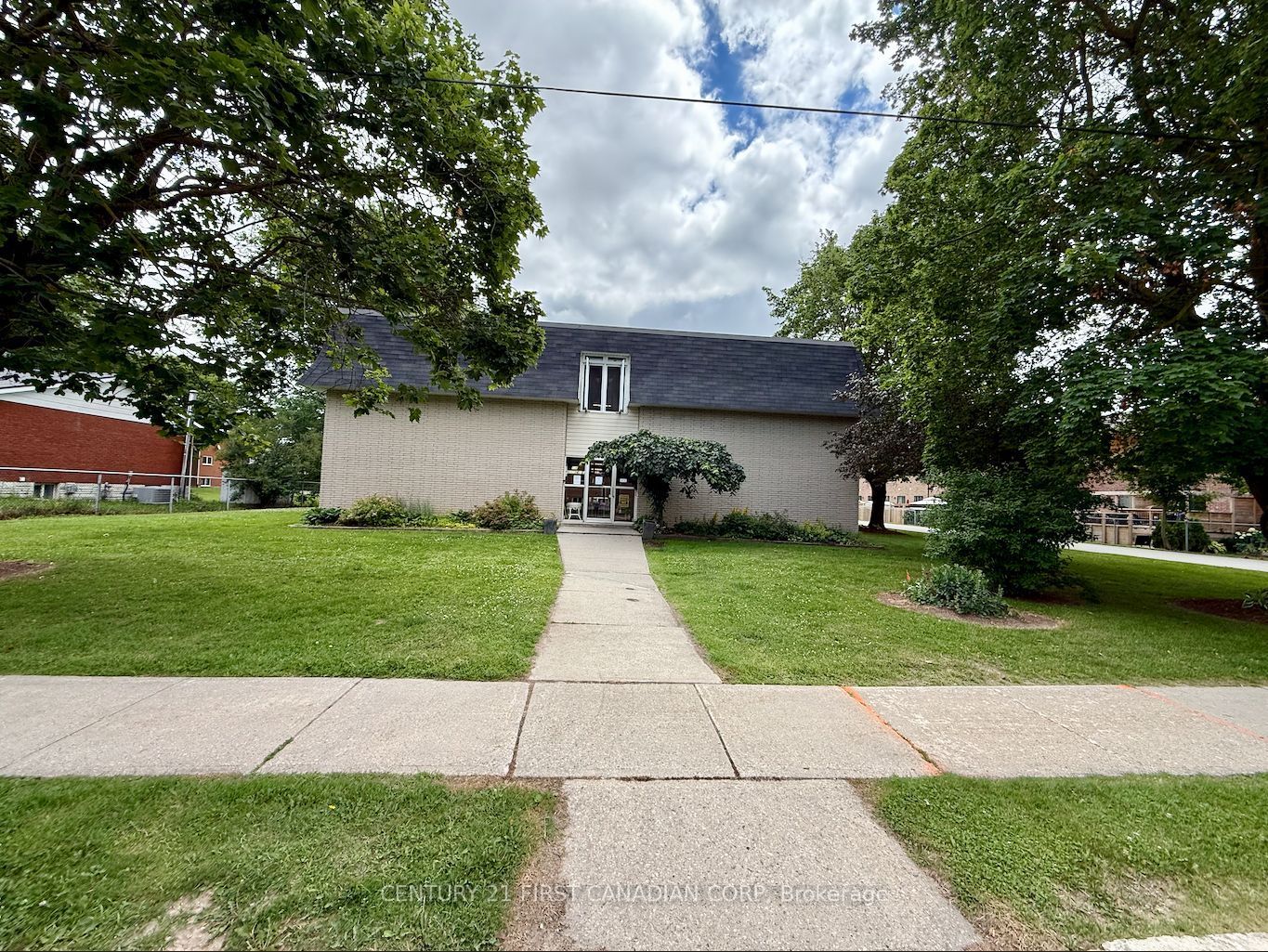 118 Preston Street S 331, Wellington North, ON N0G 1A0