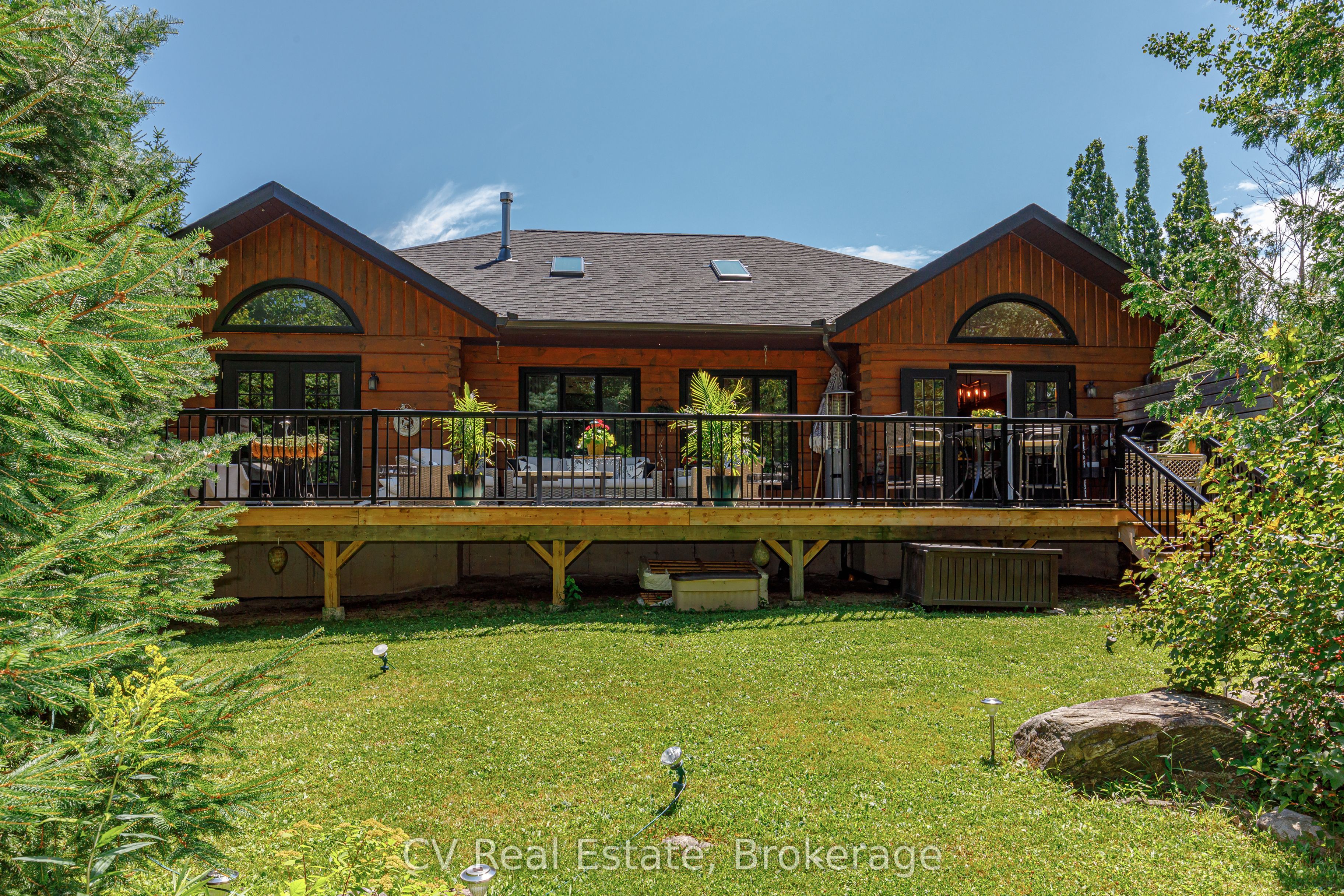 108 Cortina Crescent, Blue Mountains, ON L9Y 3Z2 photo 3