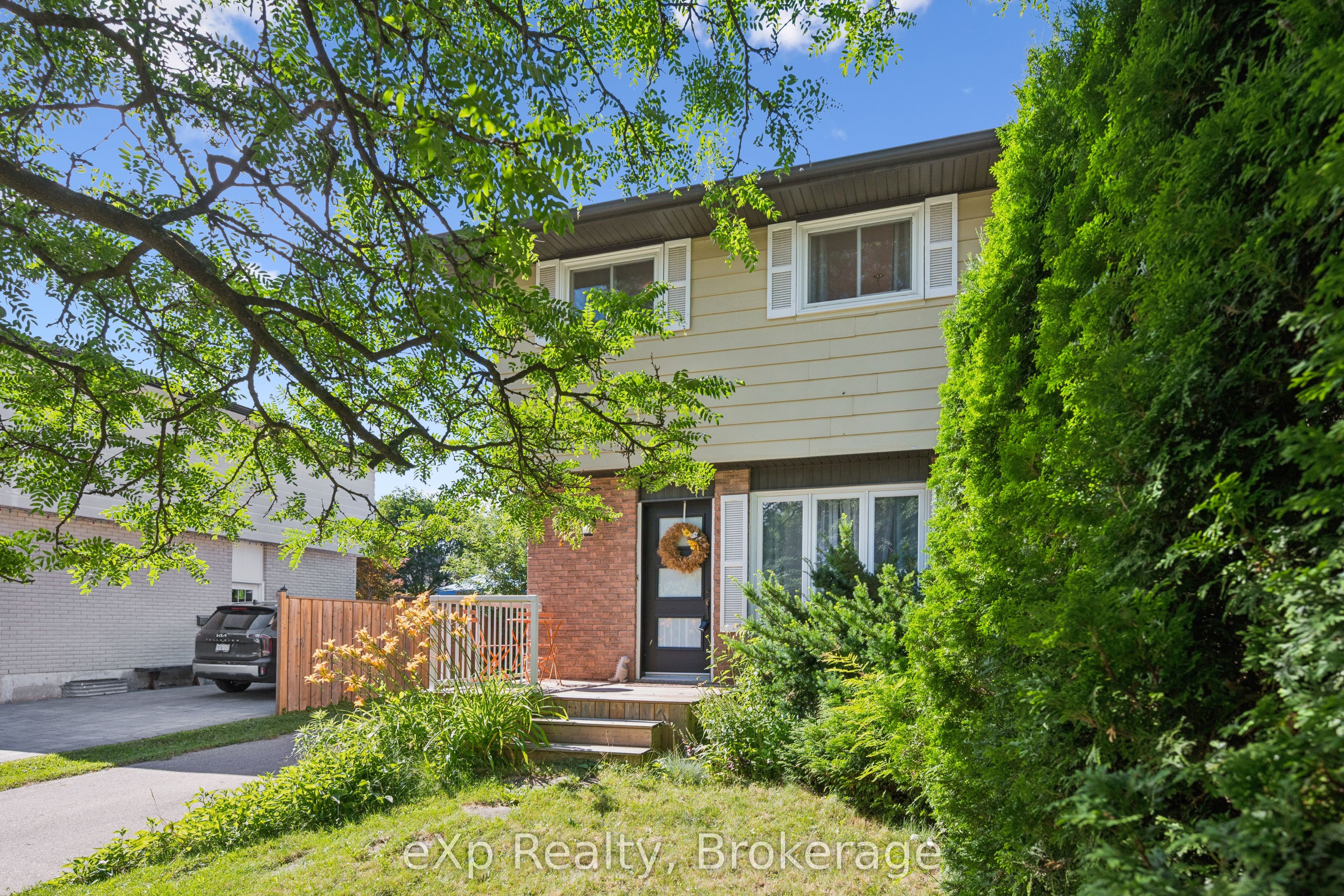 56 Bretz Avenue, Cambridge, ON N3C 2W9 photo 4