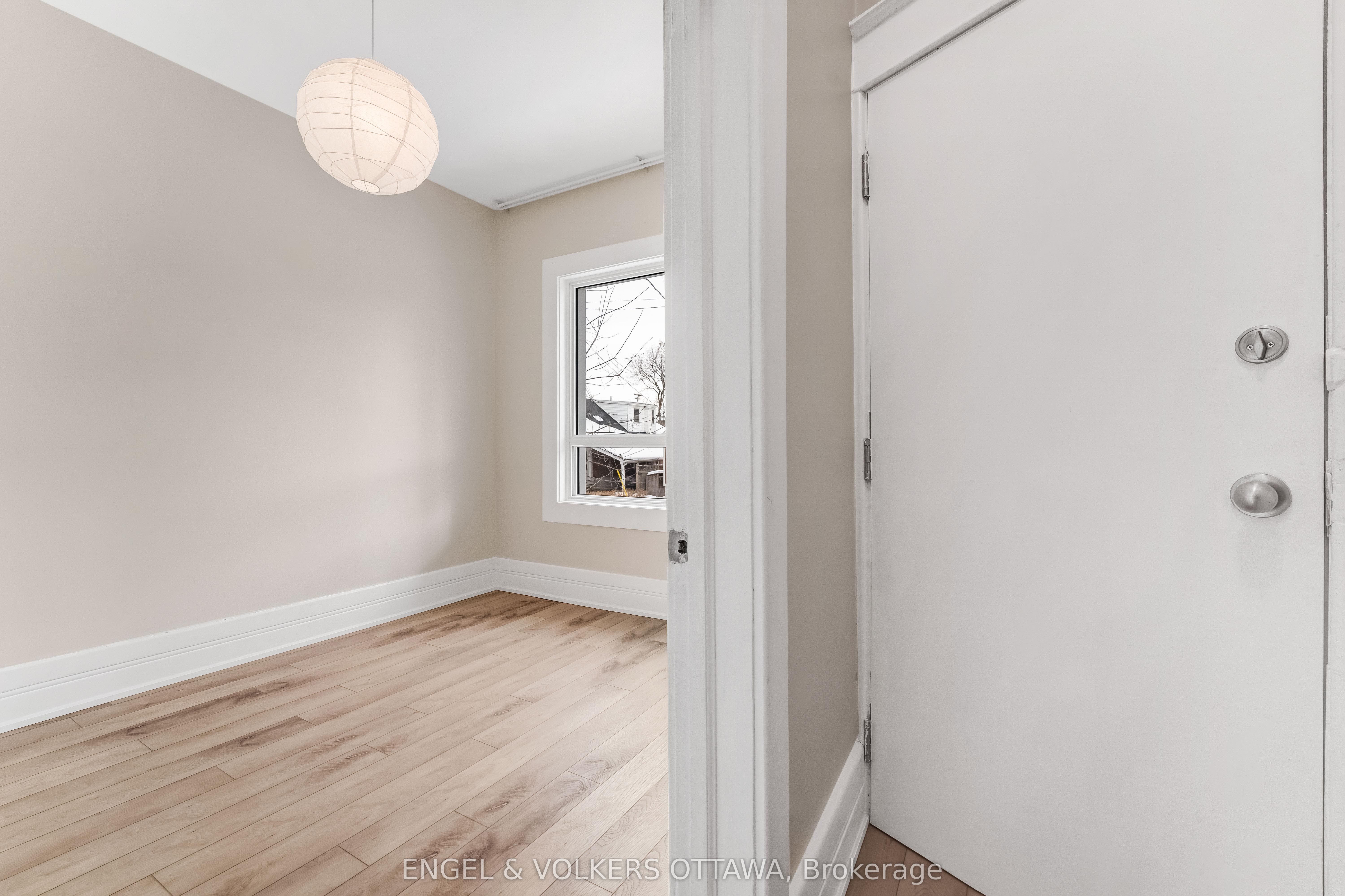 170 Ivy Crescent 2, New Edinburgh - Lindenlea, ON K1M 1X6 photo 5