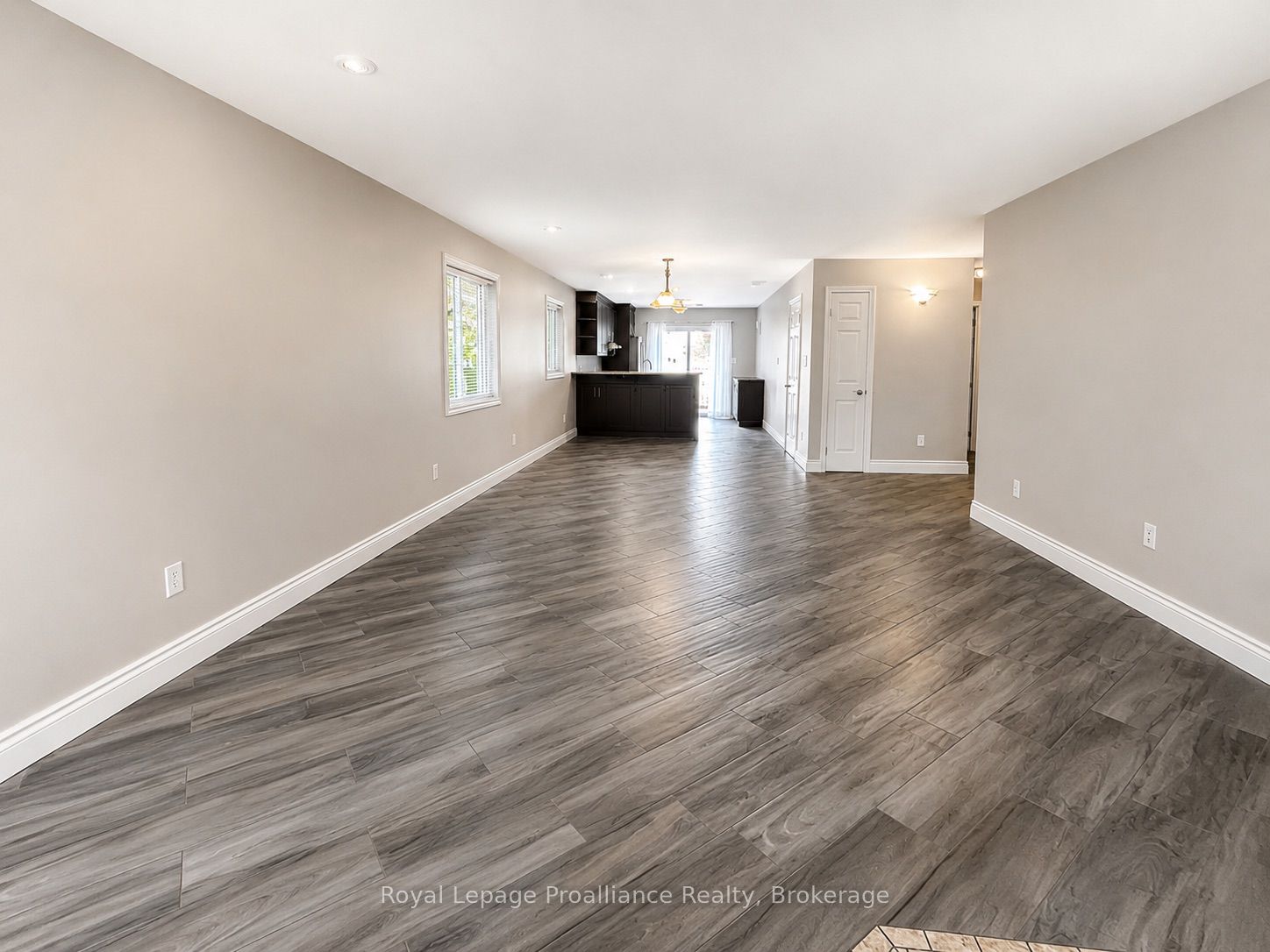 54 South John Street, Belleville, ON K8N 3E3 photo 5