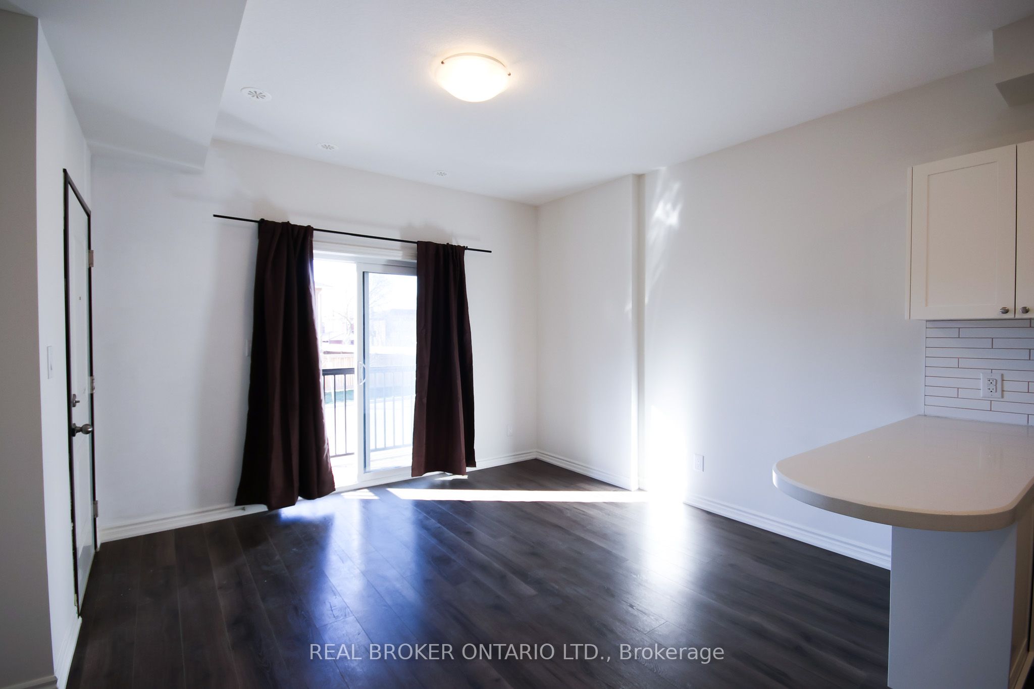 164 Heiman Street 1B, Kitchener, ON N2M 0B8 photo 4