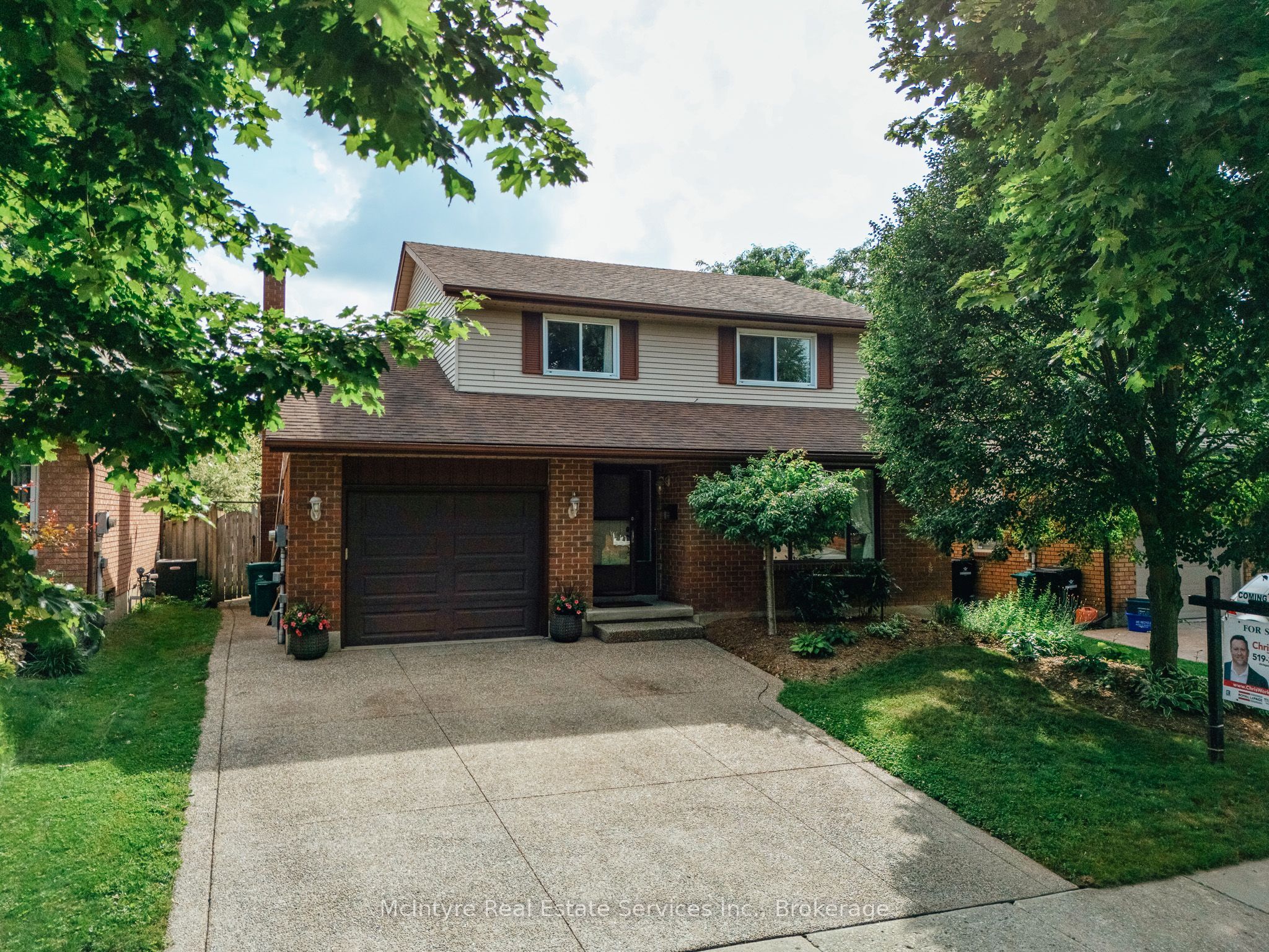277 Canterbury Drive, Waterloo, ON N2K 3C4 photo 2