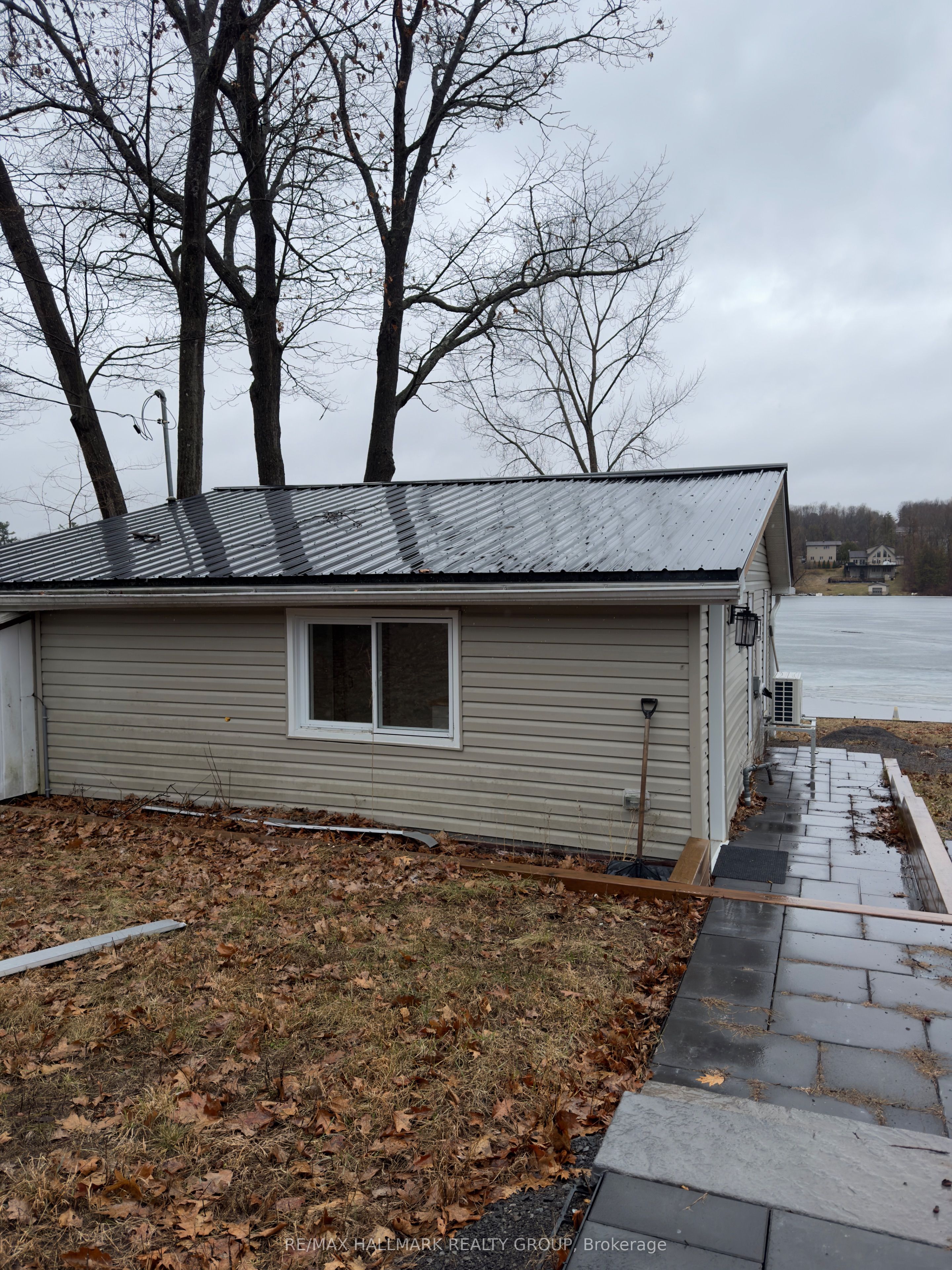 1114 Bayview Drive, Constance Bay - Dunrobin - Kilmaurs - Woodlawn, ON K0A 3M0 photo 3