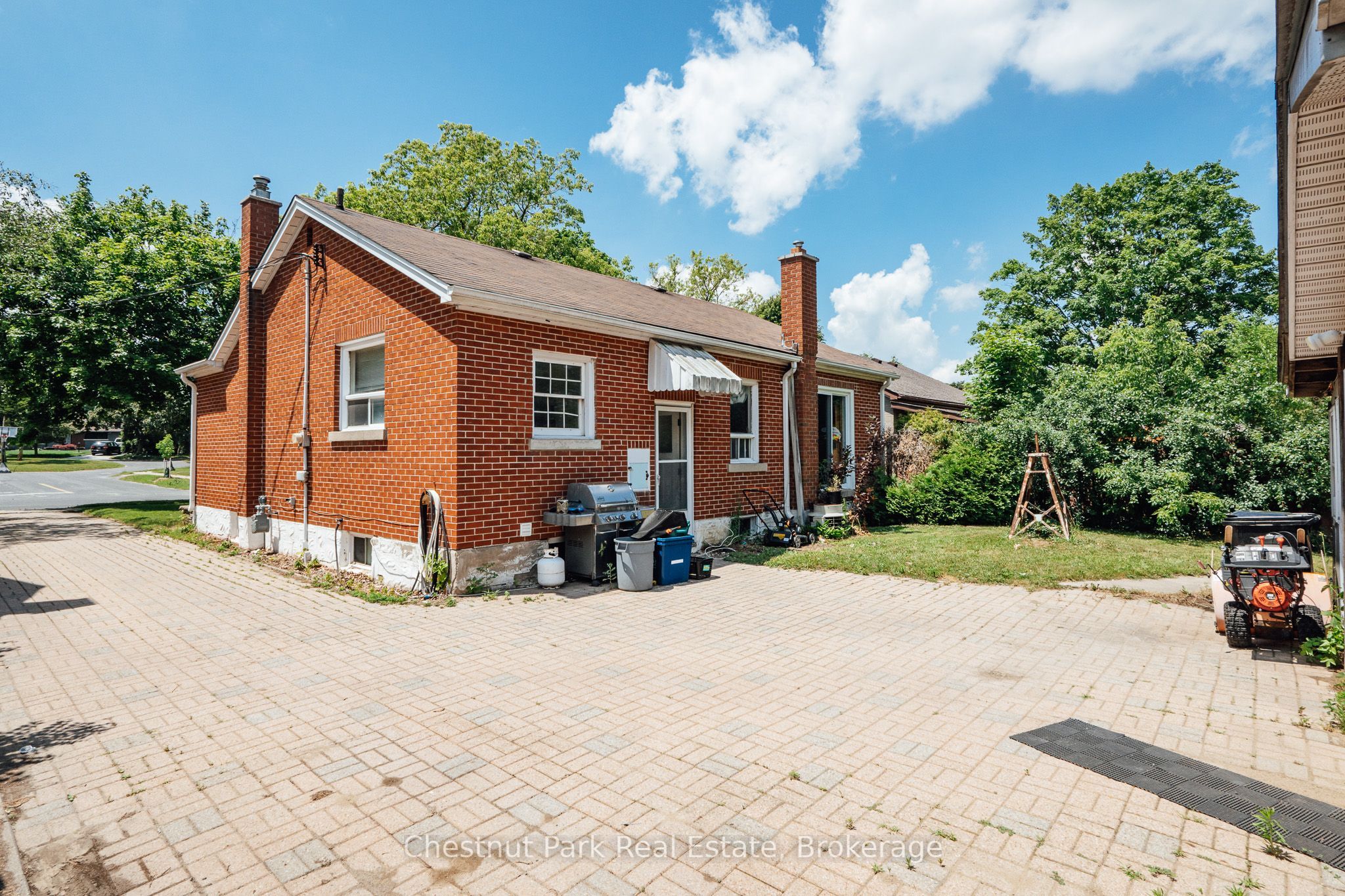 320 St Leger Street, Kitchener, ON N2H 4M7 photo 5