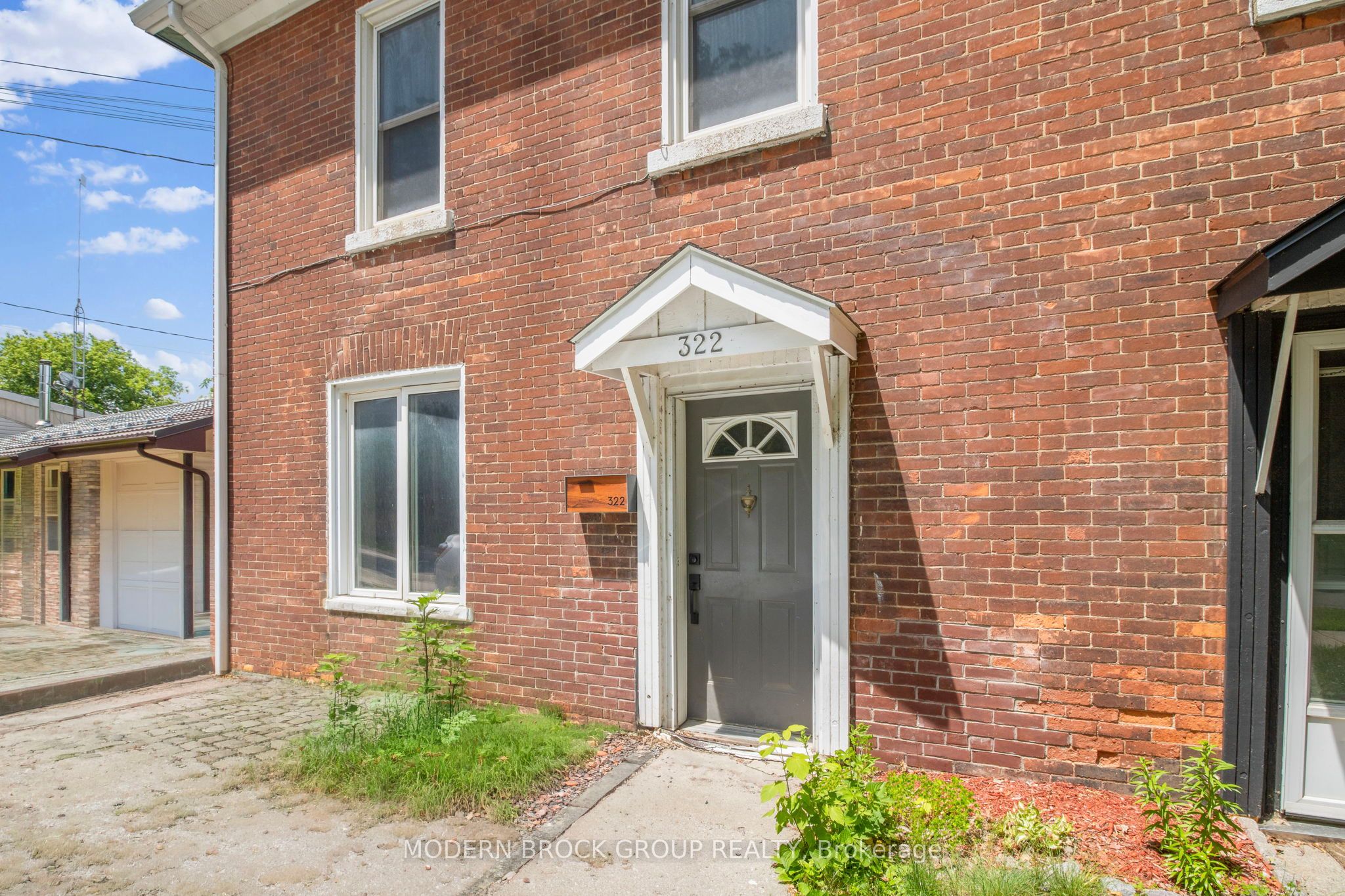 322 King Street W, Brockville, ON K6V 3S3 photo 3