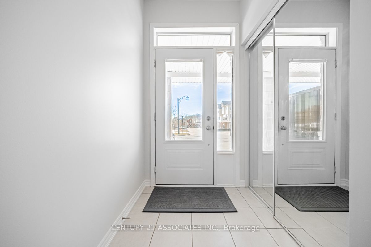 130 Daylily Lane, Kitchener, ON N2R 0L7 photo 3