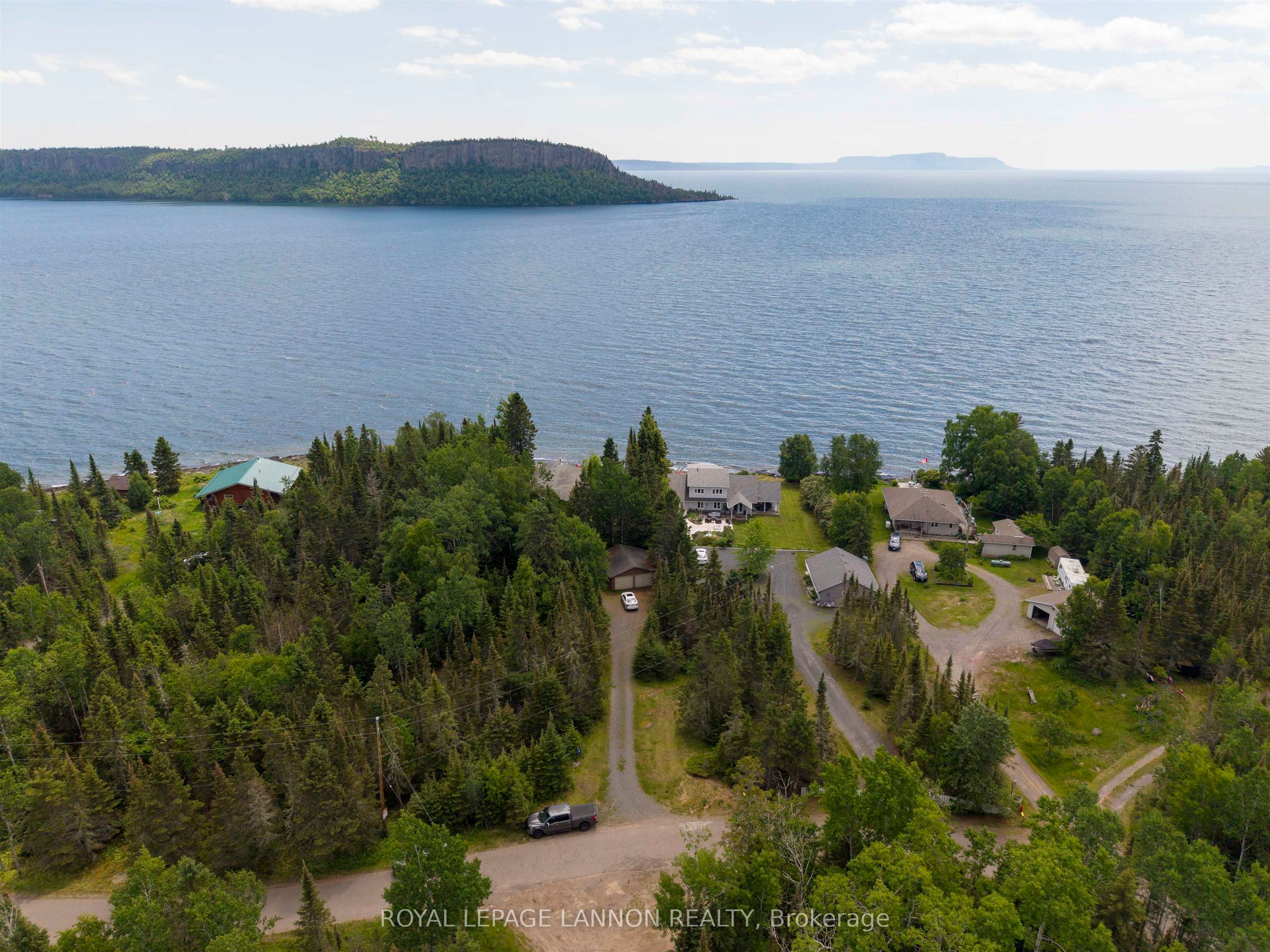 363 Amethyst Harbour Cliff Ave, Shuniah, ON P7B 5E4 photo 2